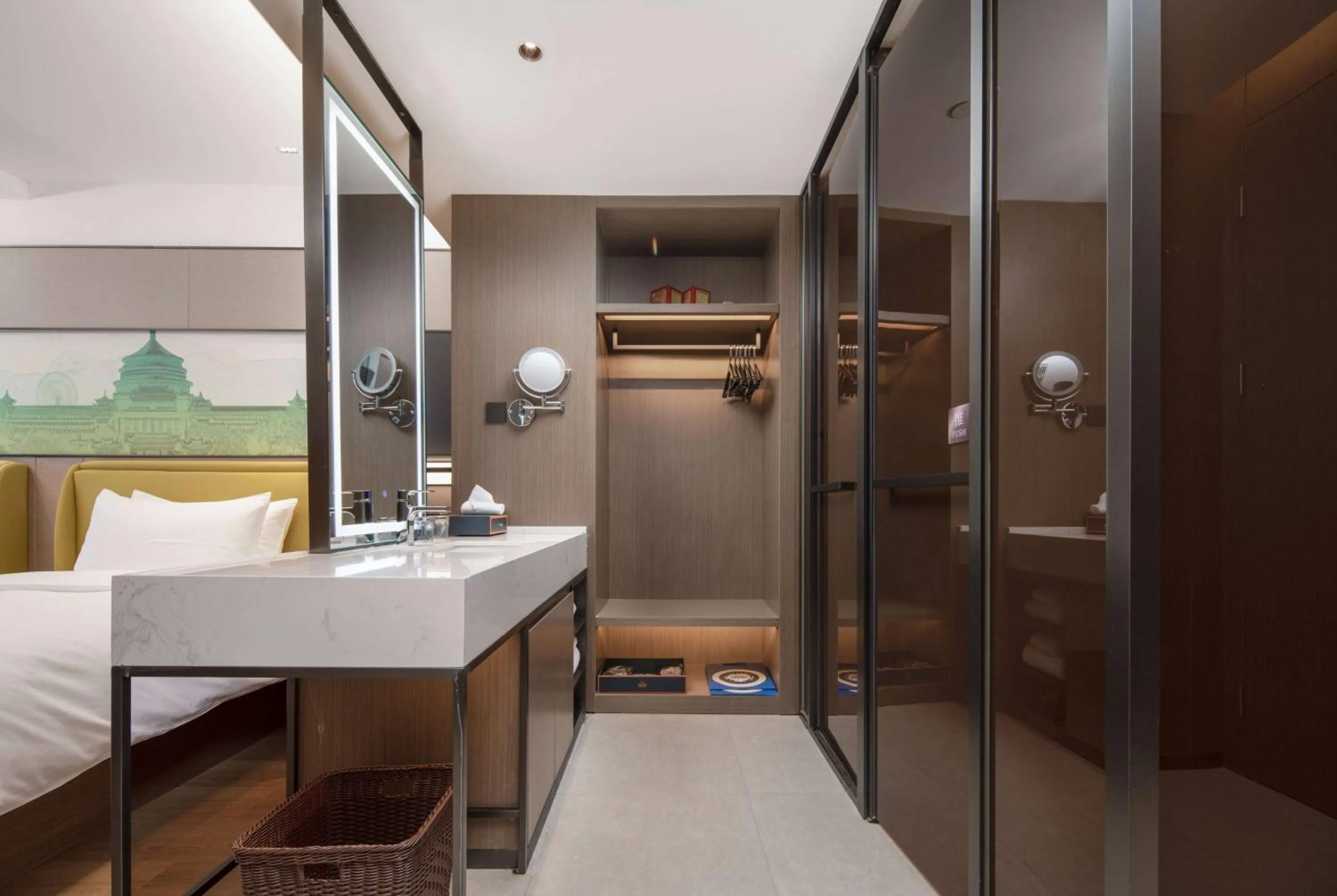 Bathroom in Days Hotel by Wyndham Chongqing Chenjiaping