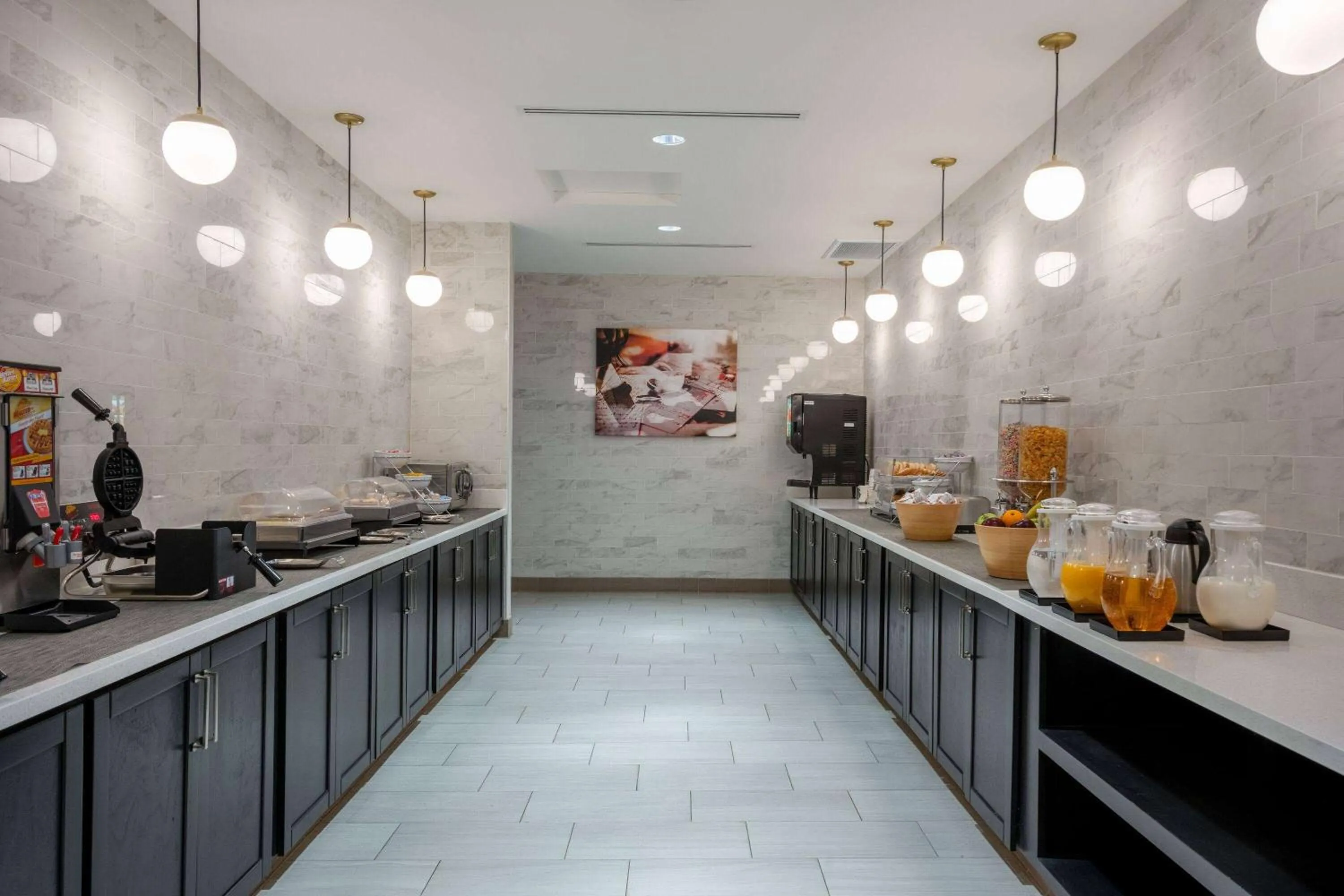 Breakfast in La Quinta Inn & Suites by Wyndham Yucaipa