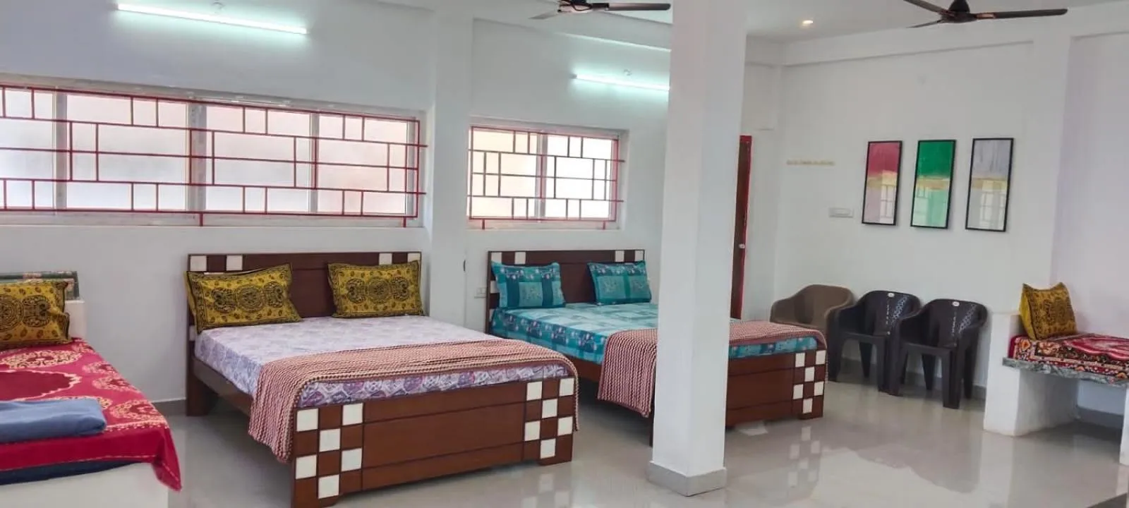 Bed in Hotel Five Laurels