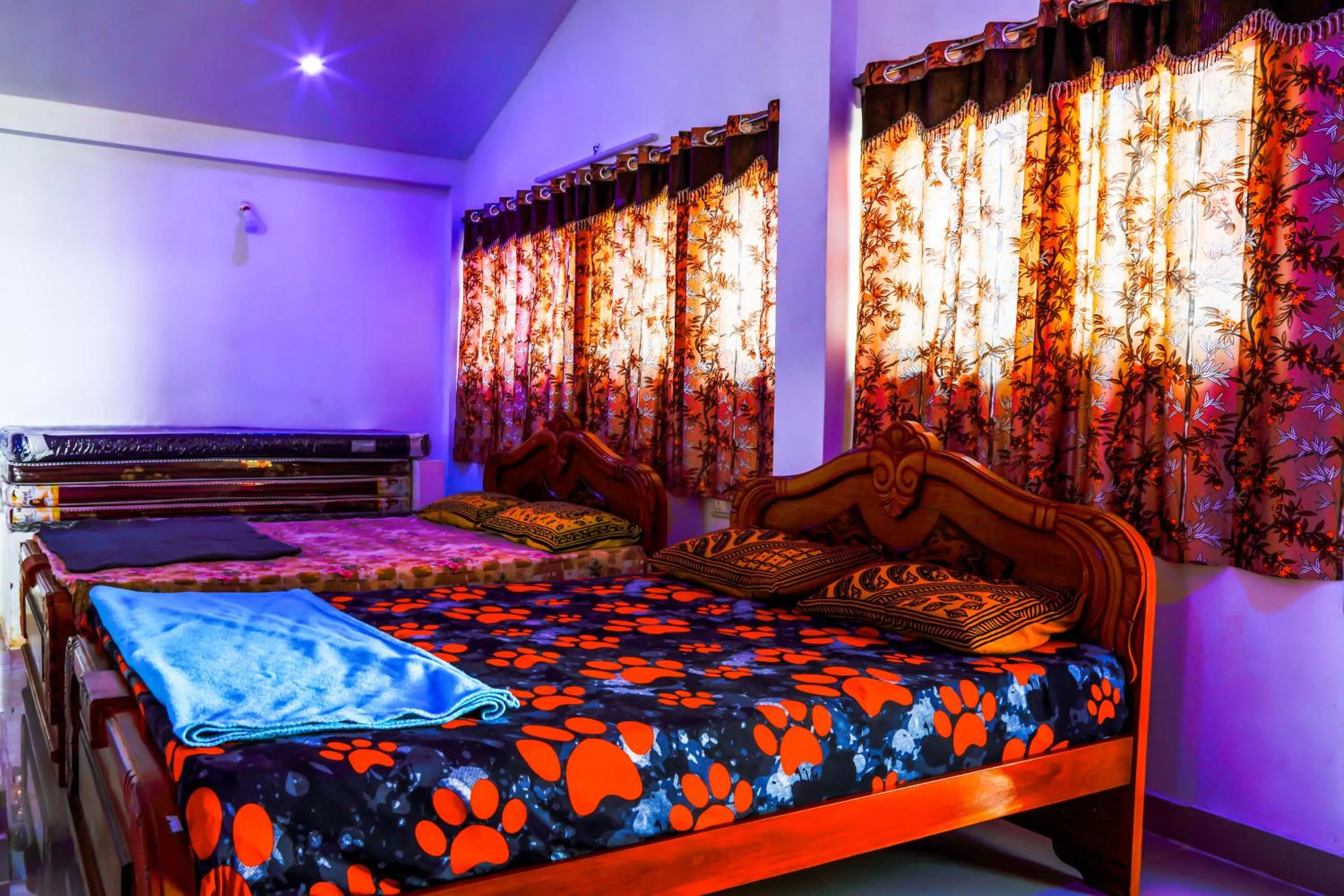 Bed in Hotel Five Laurels