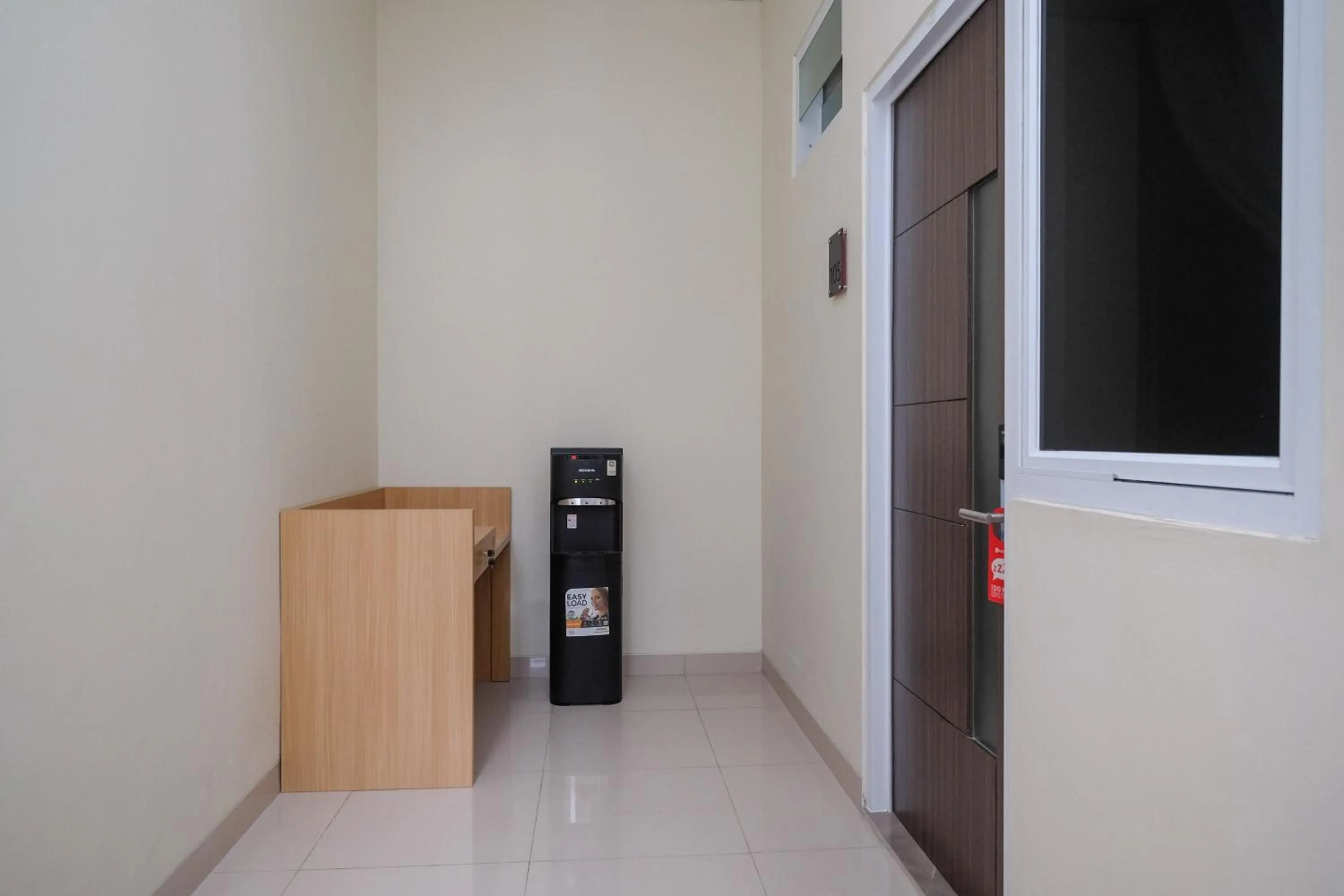 Floor plan in RedDoorz Plus near UMS Solo 2