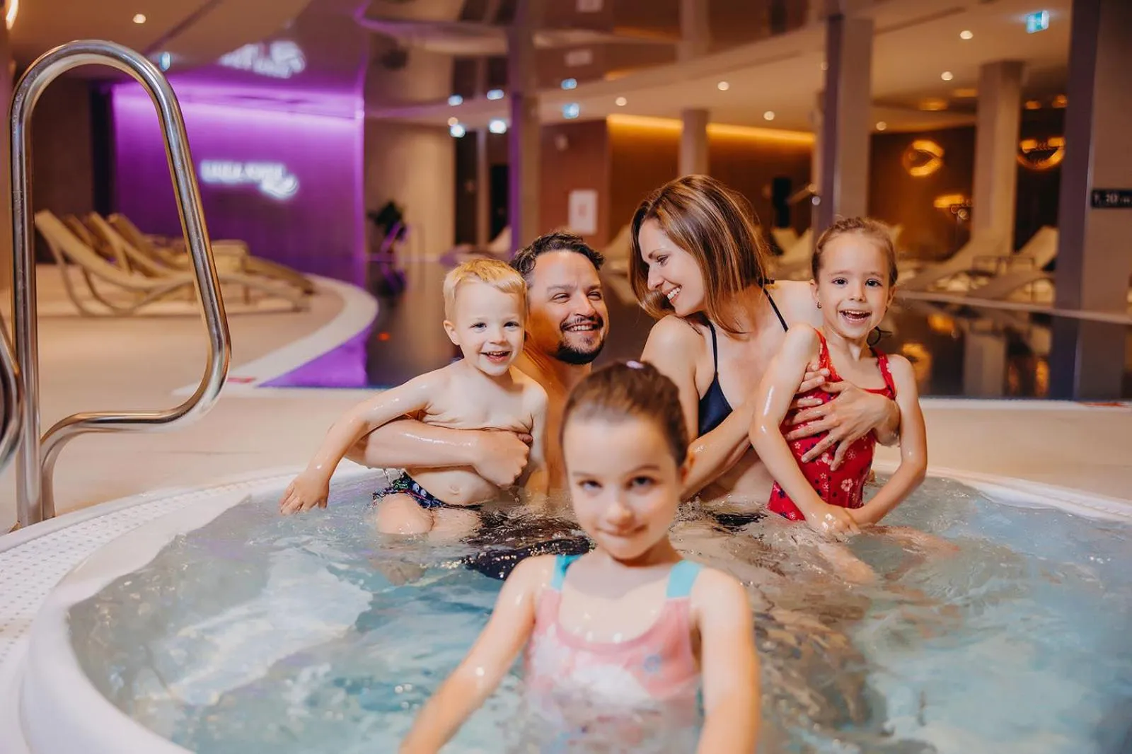 Hot Tub in Hotel Linea Mare
