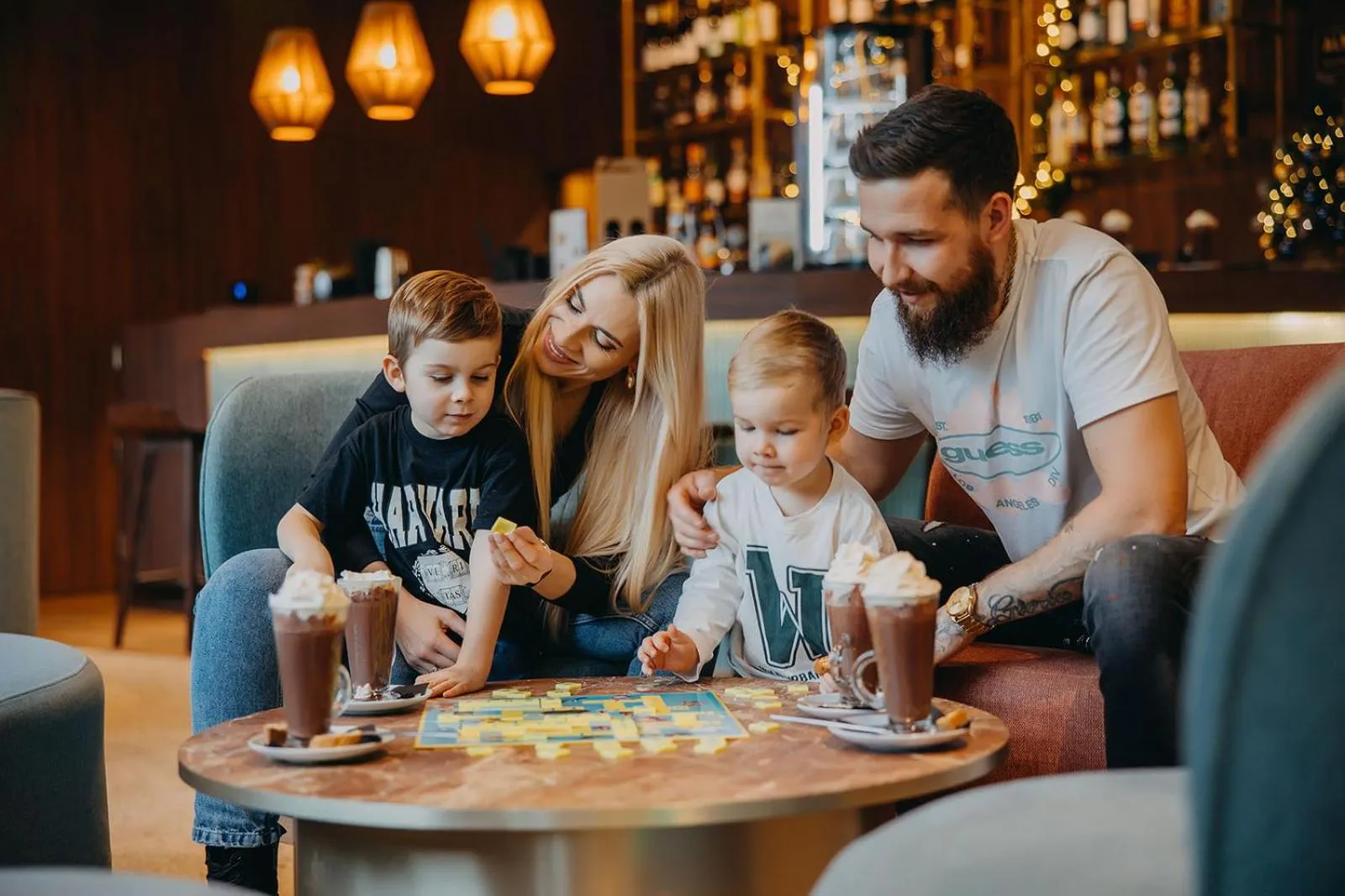 Lounge or bar in Hotel Linea Mare