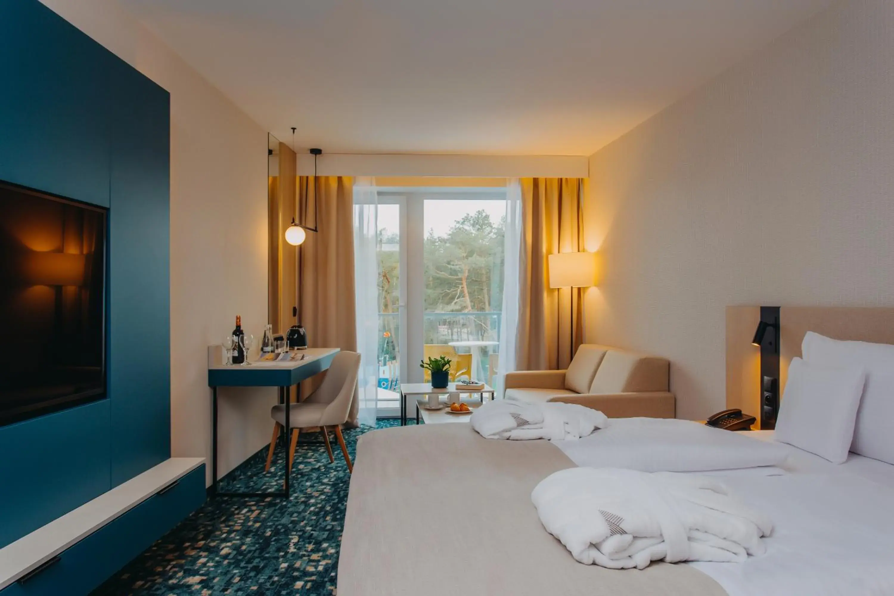 Deluxe Double Room with Extra Bed - single occupancy - Hotel***** in Hotel Linea Mare Deluxe Double Room with Extra Bed - single occupancy - Hotel***** in Hotel Linea Mare