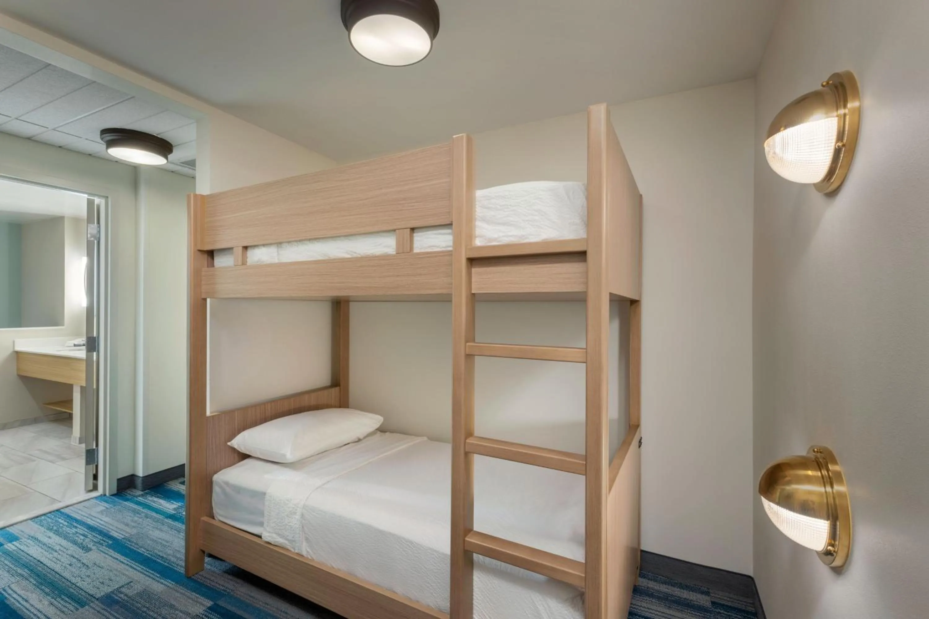 Bedroom, Bed in Fairfield by Marriott Inn & Suites Pensacola Beach