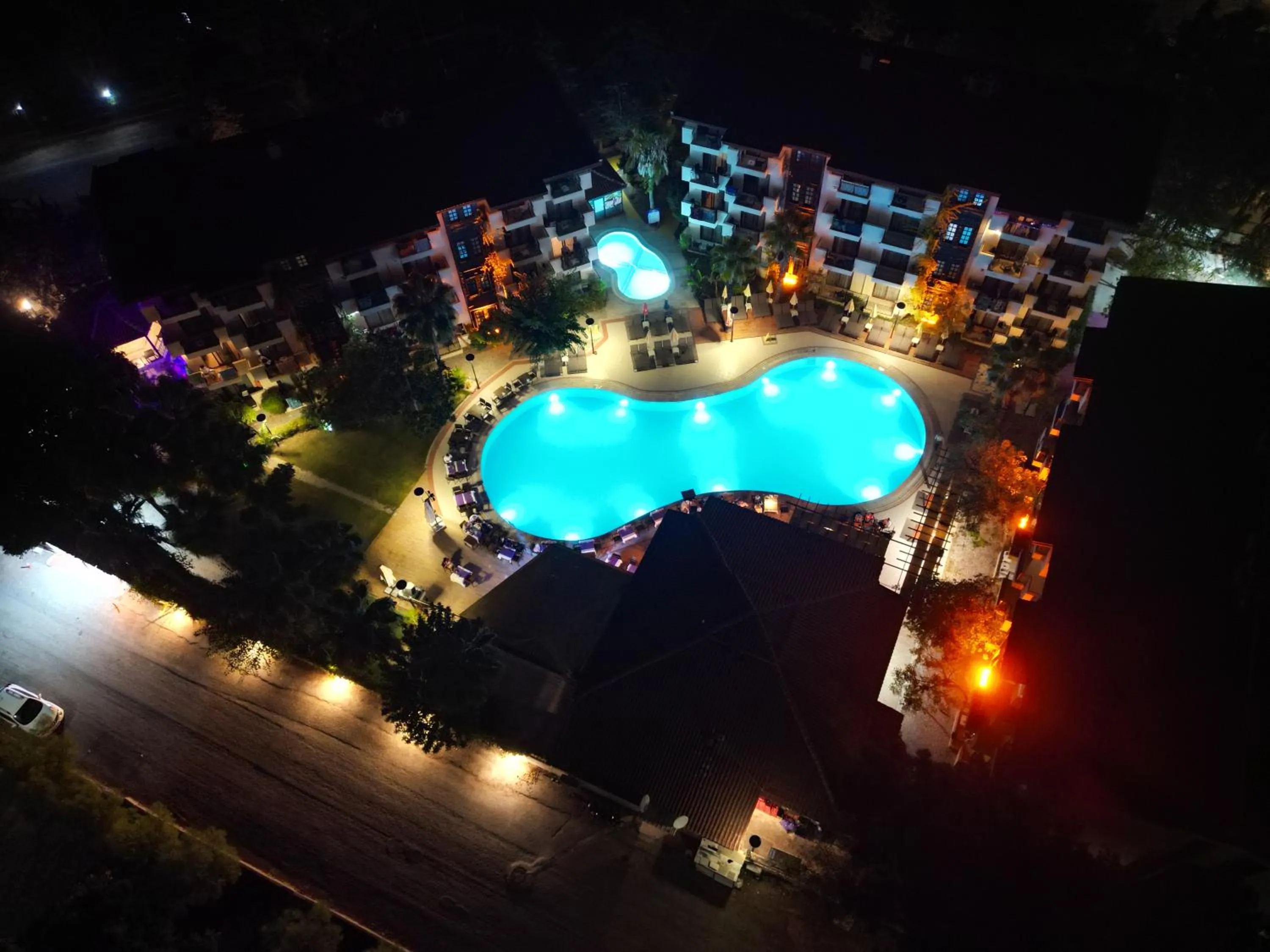 Property building in LEMAS SUITE HOTEL