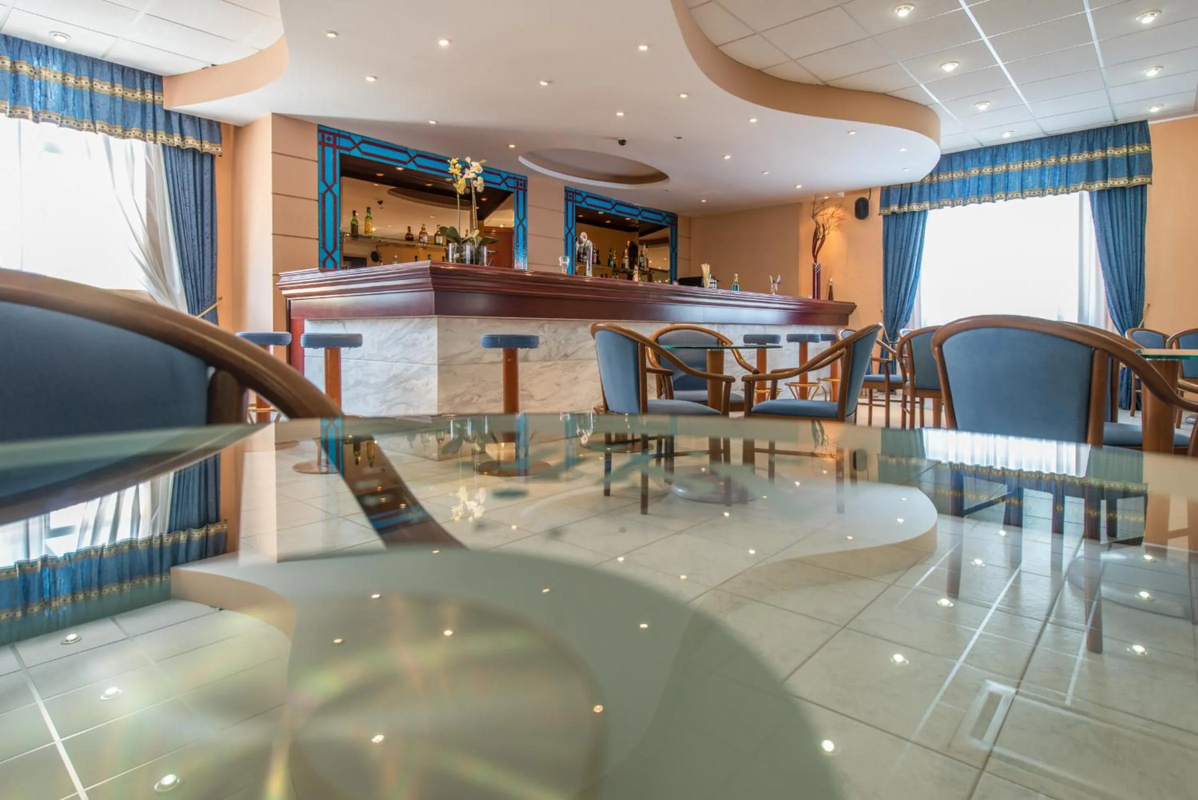 Lounge or bar in Astir Palace Hotel