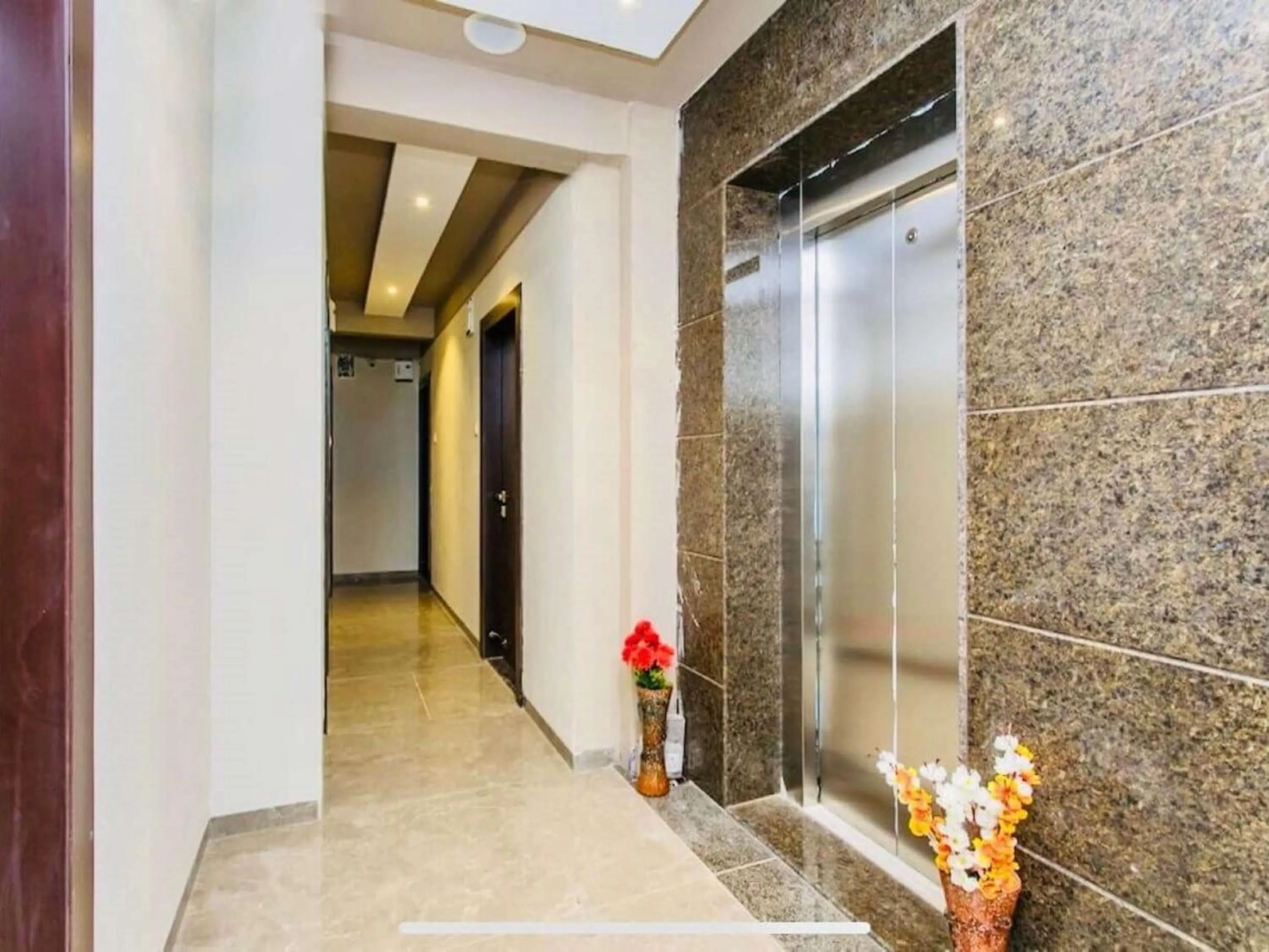 elevator in The Byke Business Hotel - Signature Planet Vijay Nagar