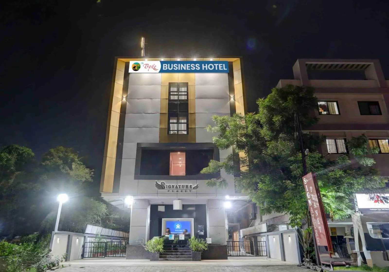 Night in The Byke Business Hotel - Signature Planet Vijay Nagar