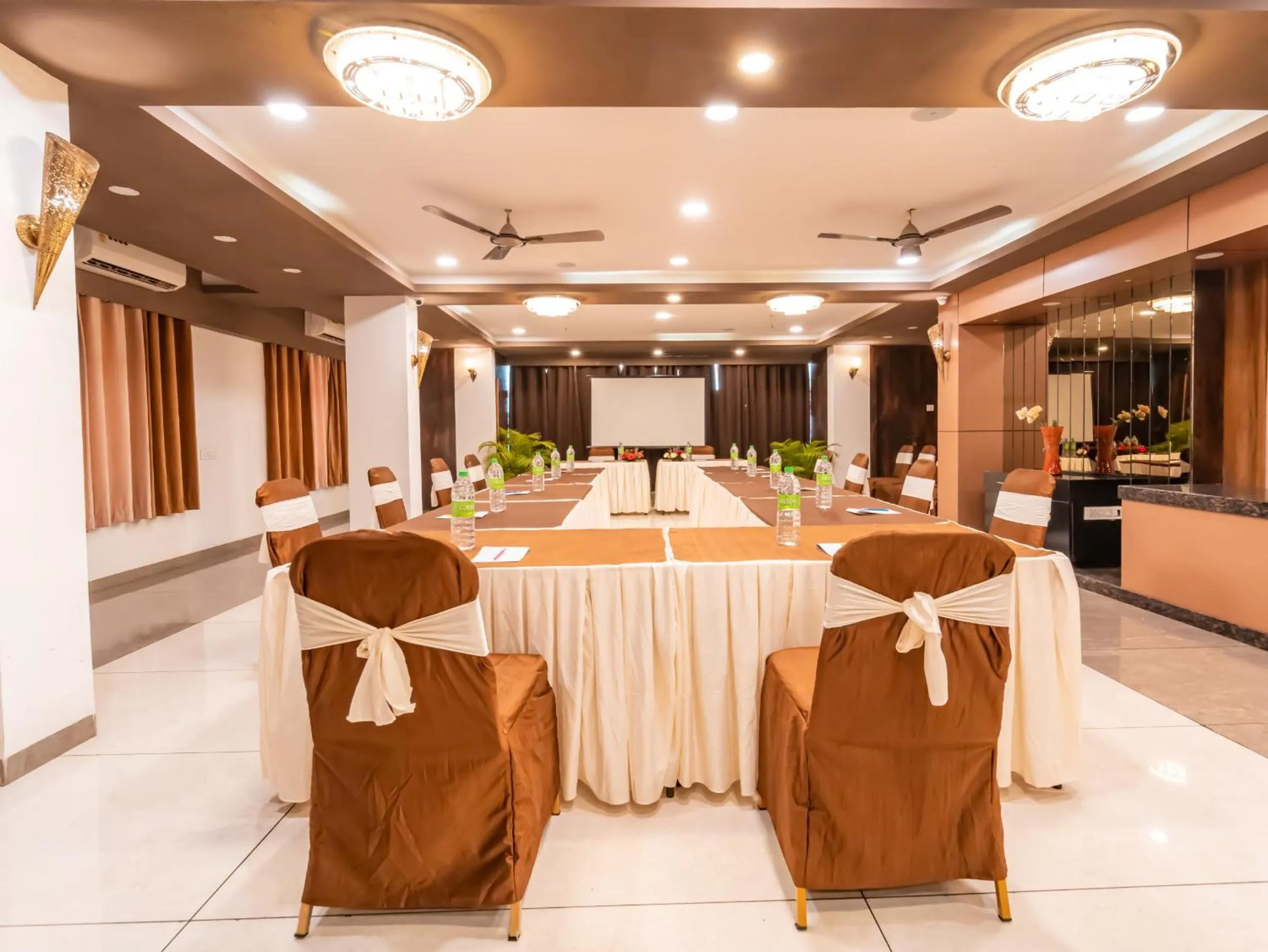 Banquet/Function facilities in The Byke Business Hotel - Signature Planet Vijay Nagar