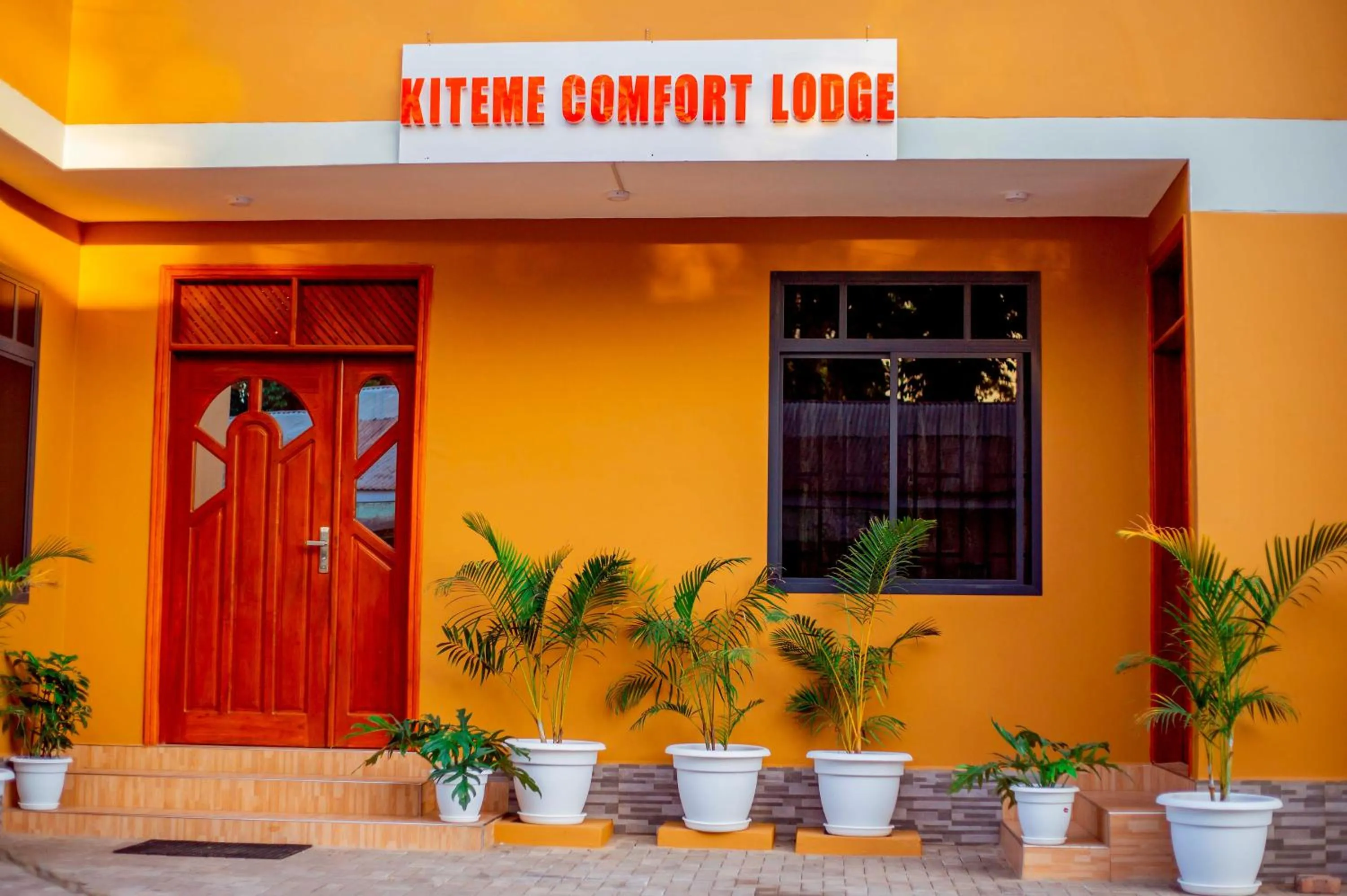 Property building in Kiteme Comfort Lodge
