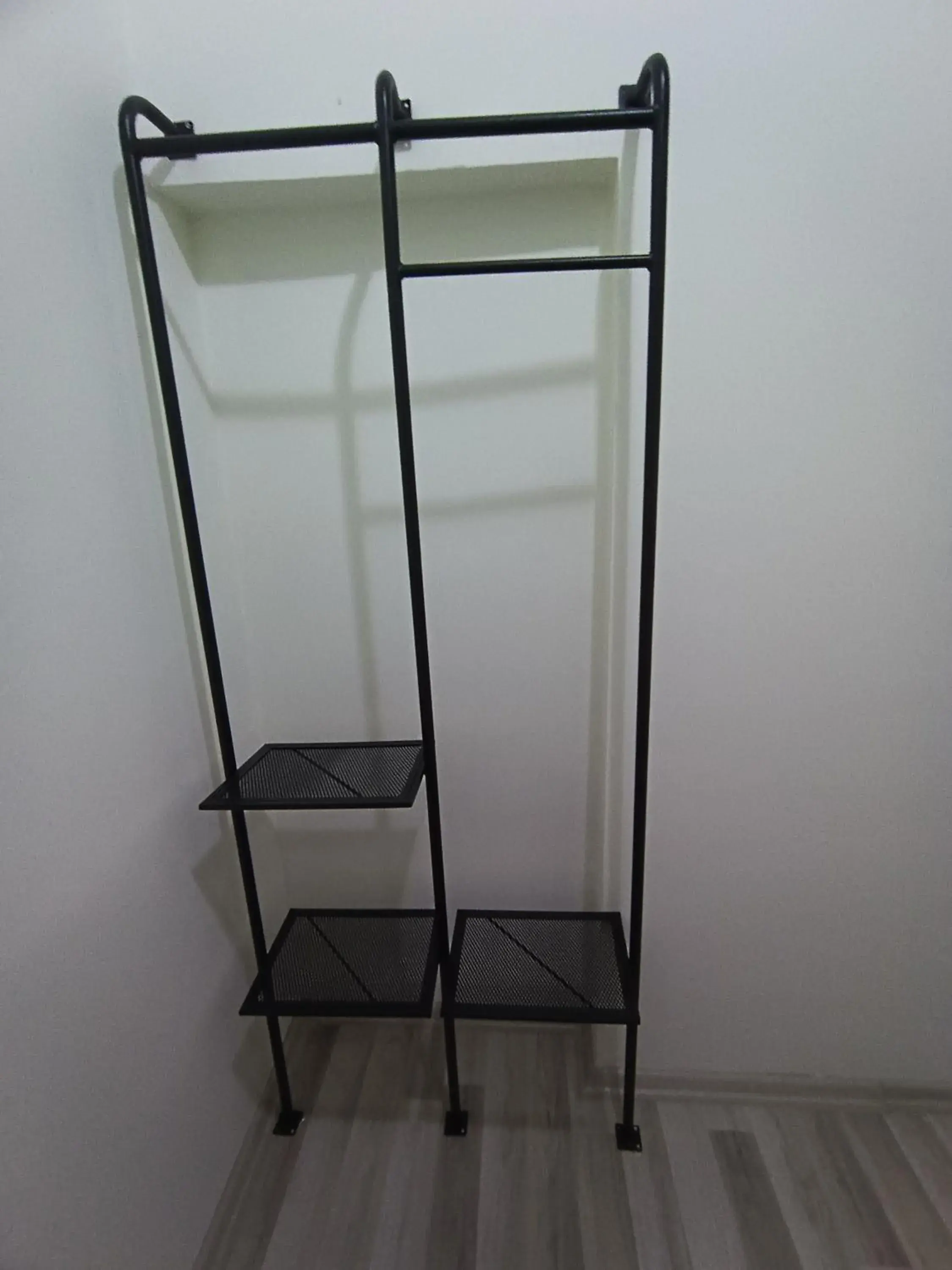 Single Room with Shared Bathroom in Deeps Hostel Ankara 2 Single Room with Shared Bathroom in Deeps Hostel Ankara 2