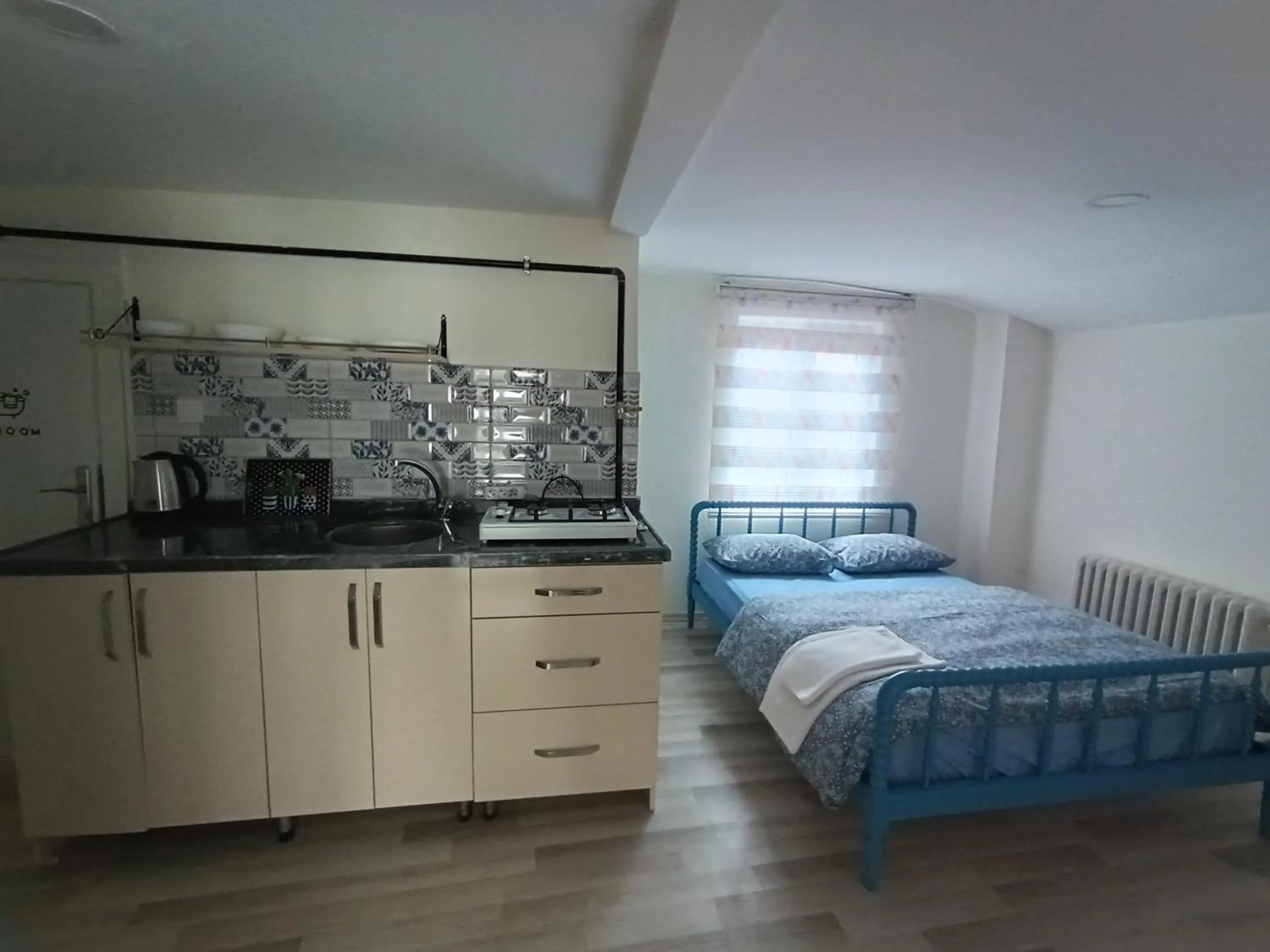 Bedroom, Bed in Deeps Hostel Ankara 2