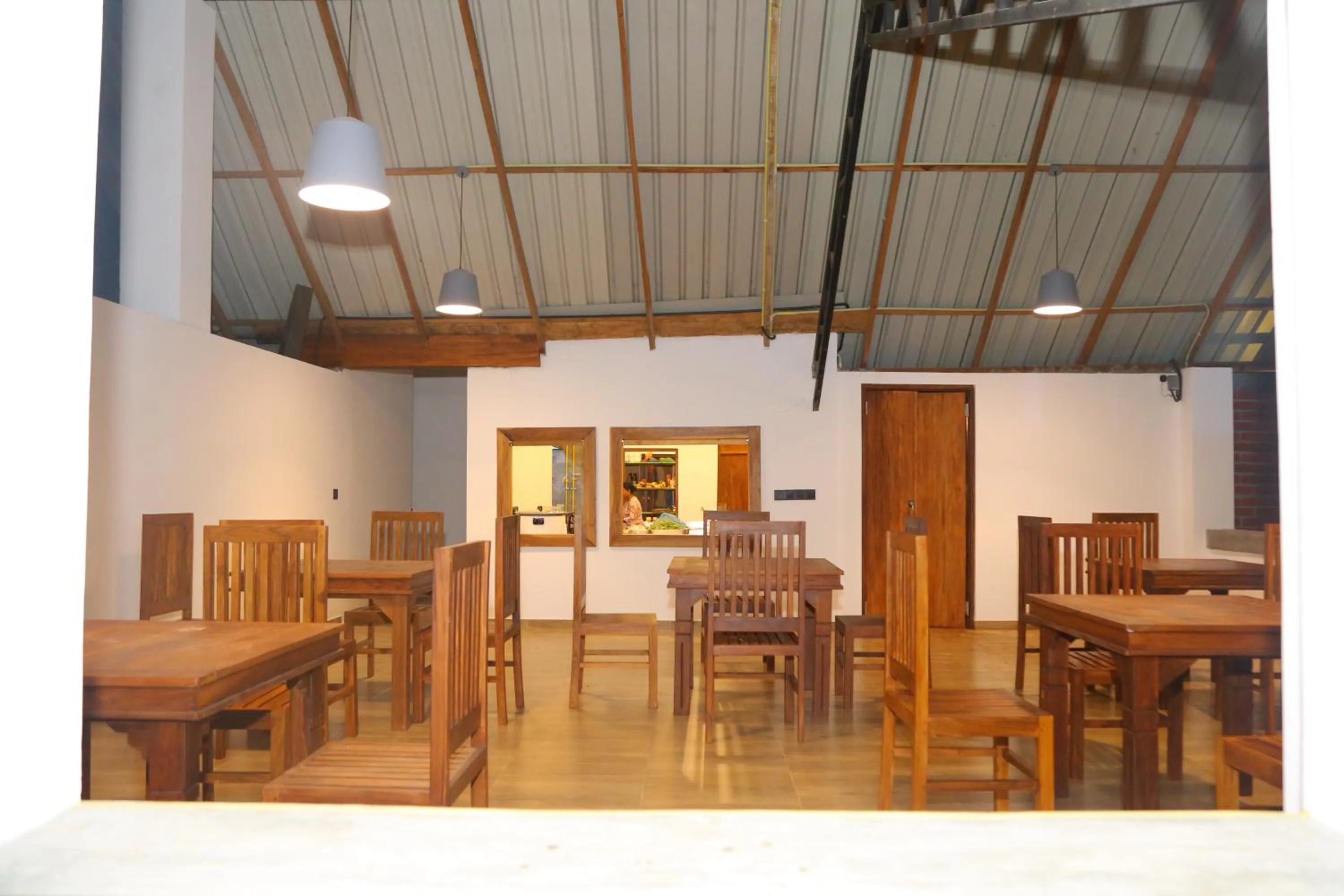 Restaurant/places to eat in Naturaliza Sigiriya