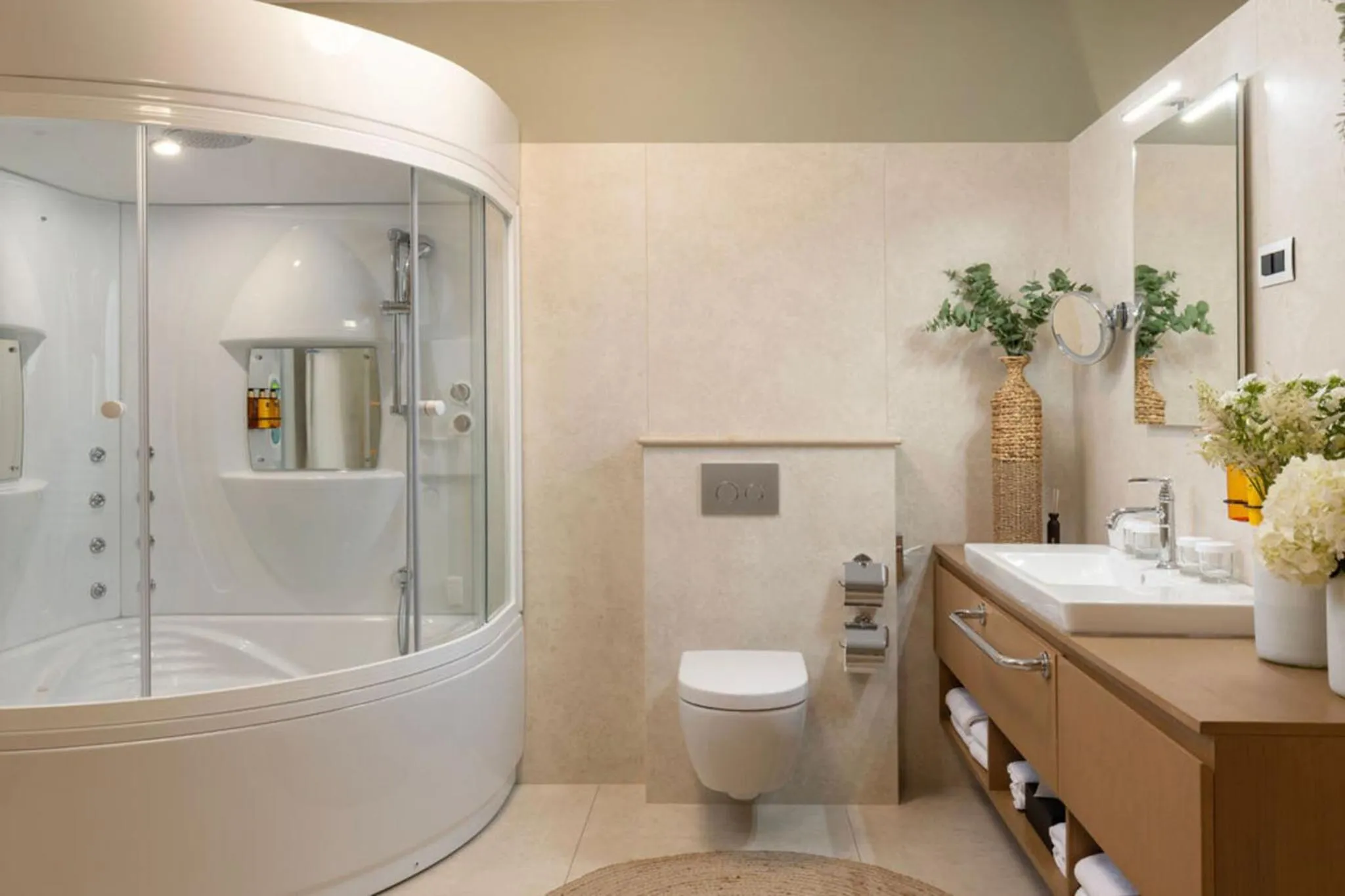 Bathroom in Palace Natali