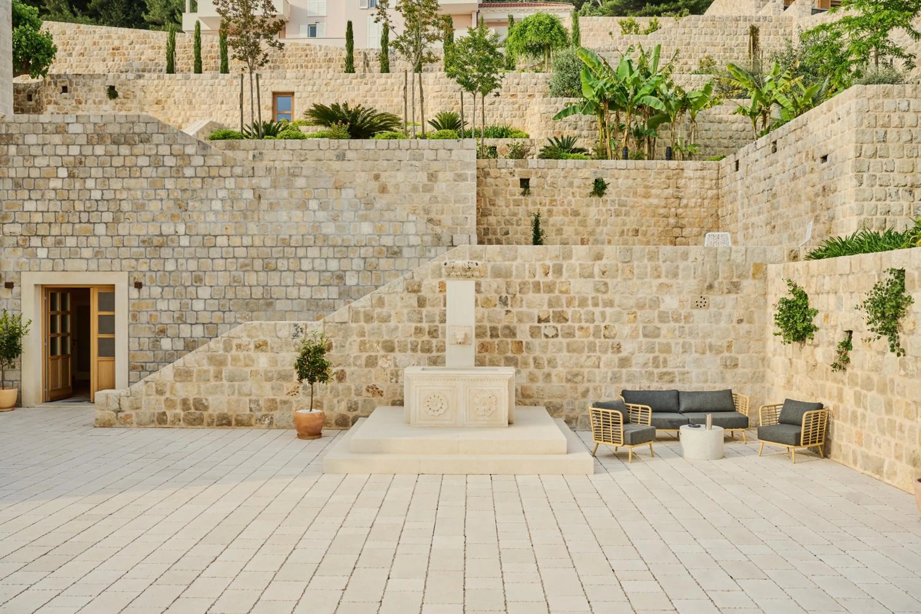 Property building in Palace Natali