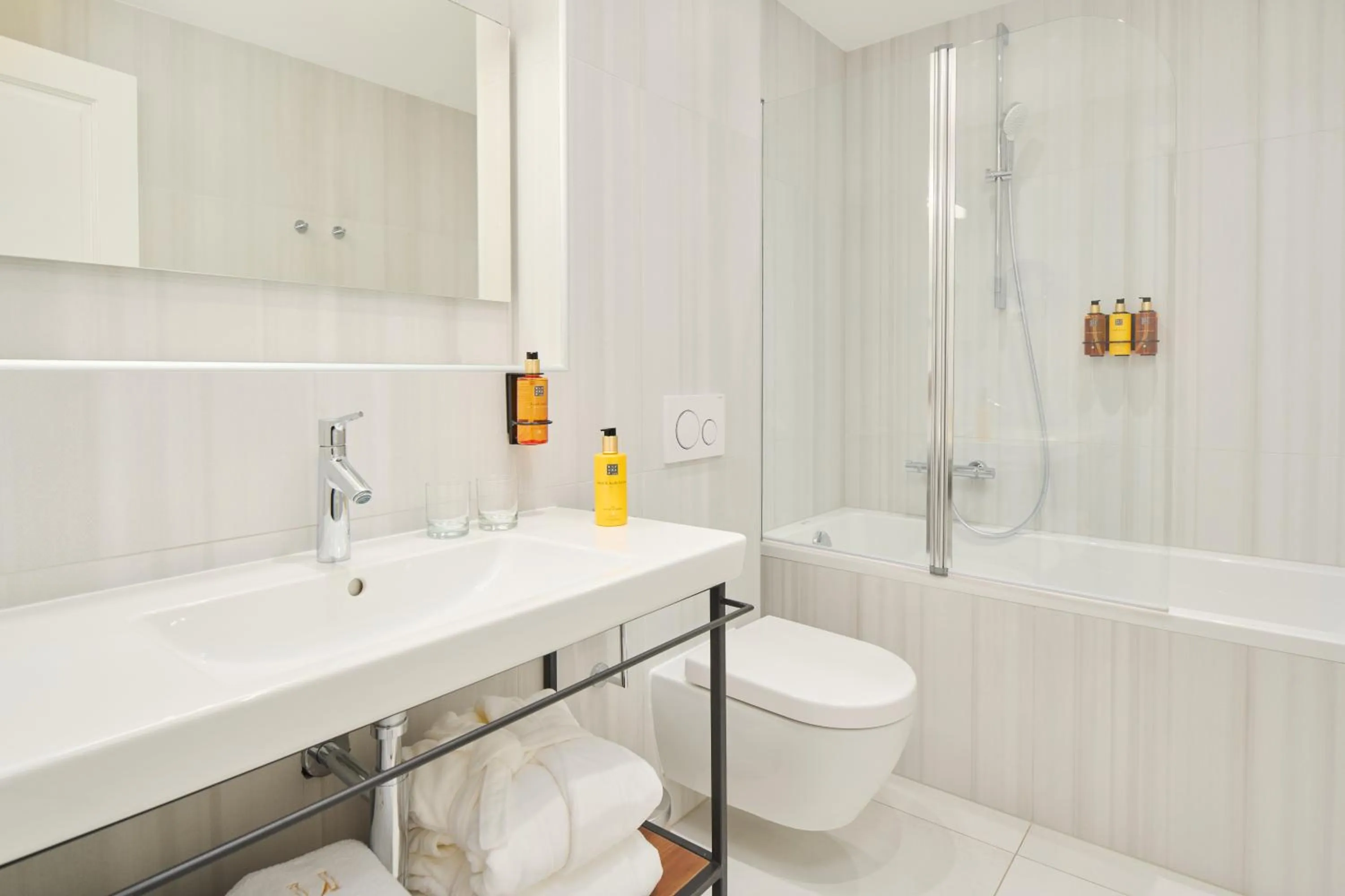 Bathroom in Palace Natali