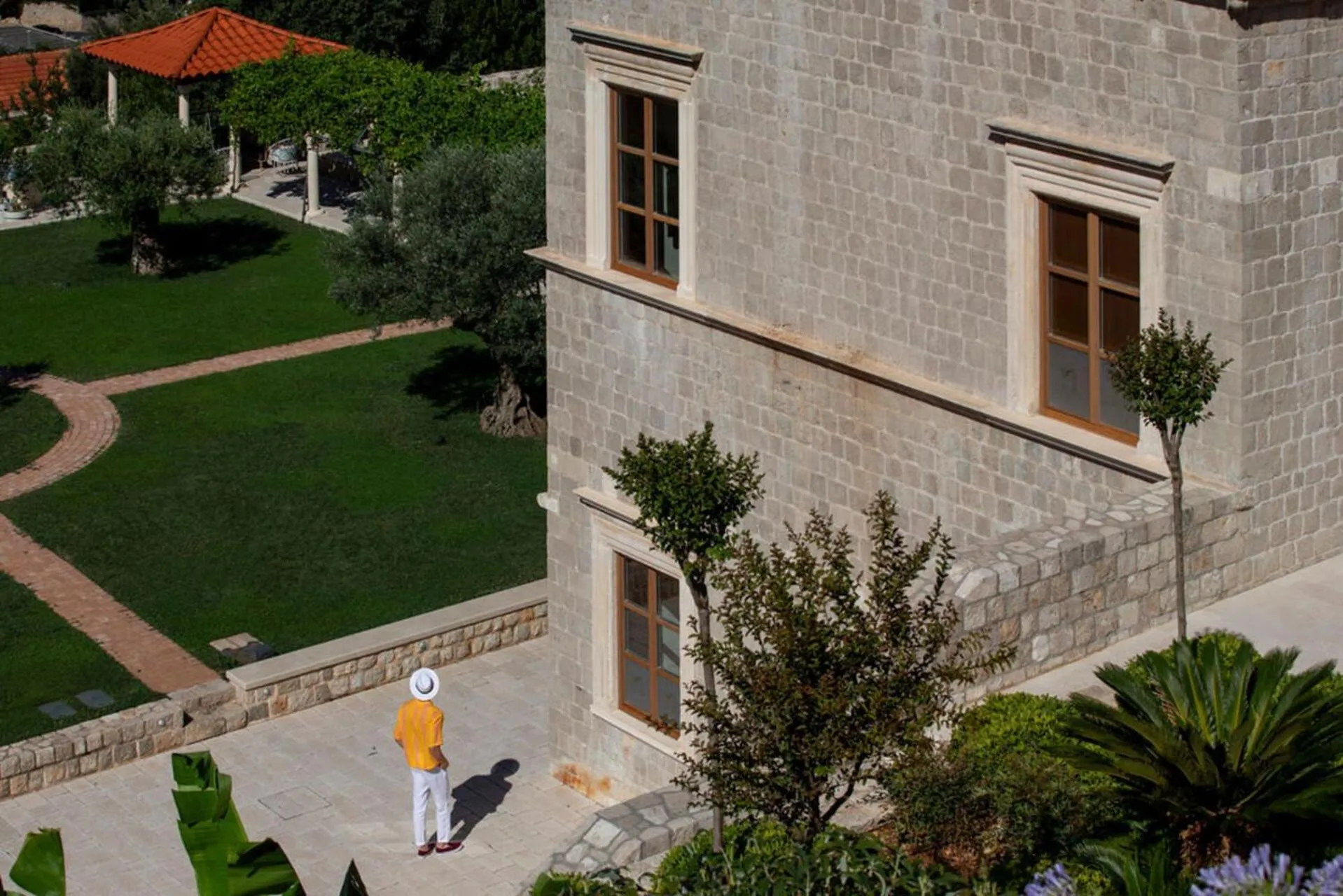 Property building in Palace Natali