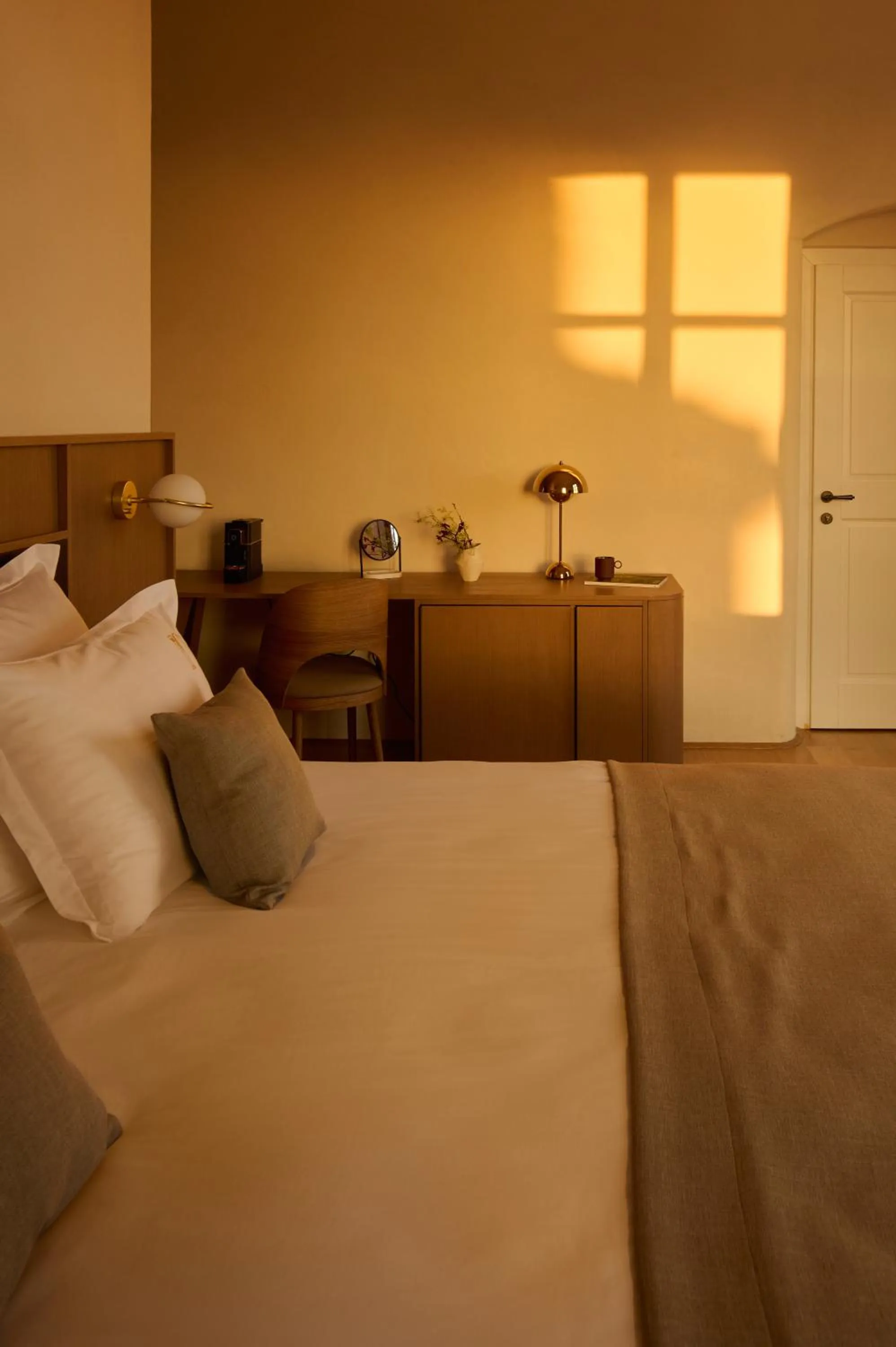 Photo of the whole room, Bed in Palace Natali