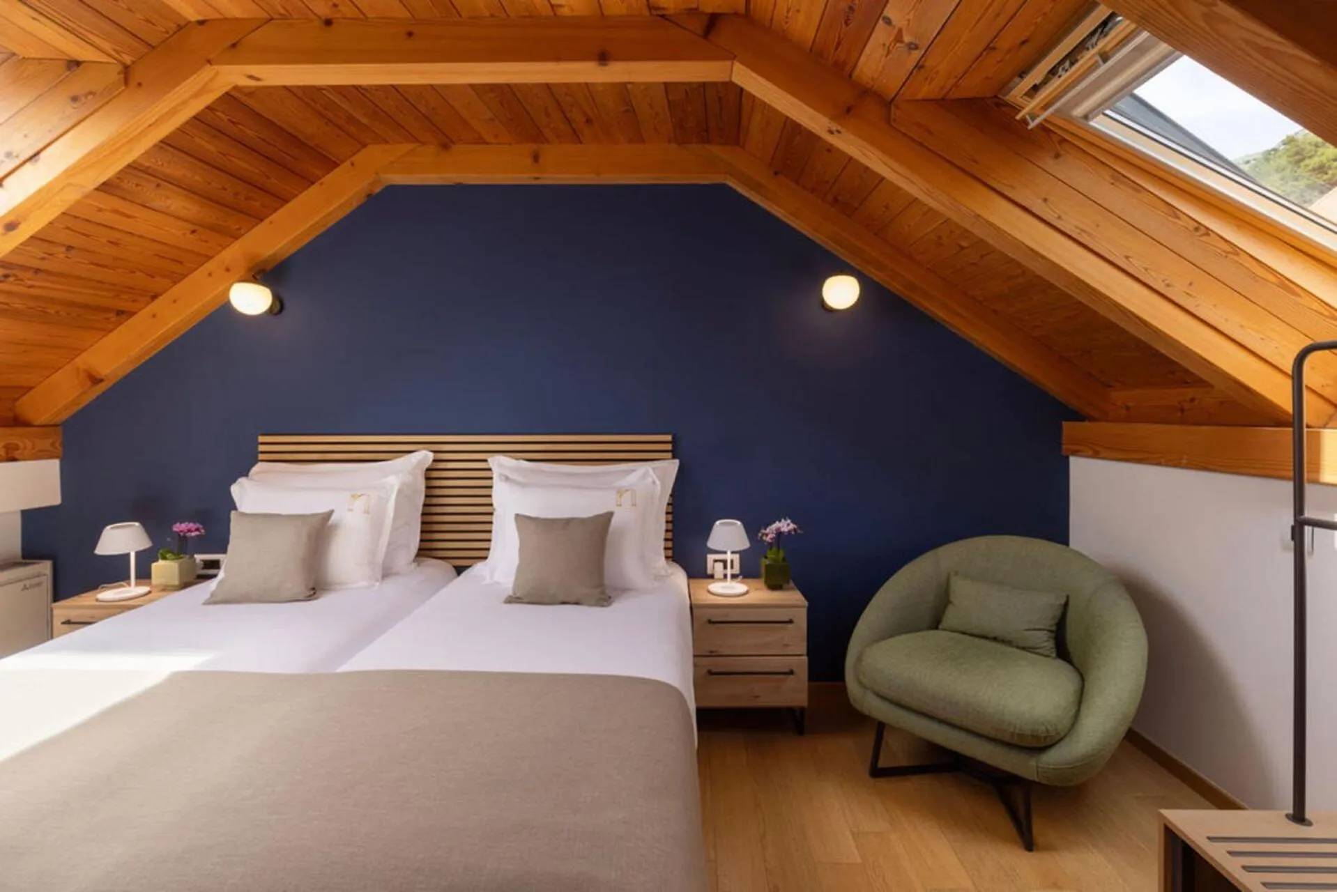 Bedroom, Bed in Palace Natali