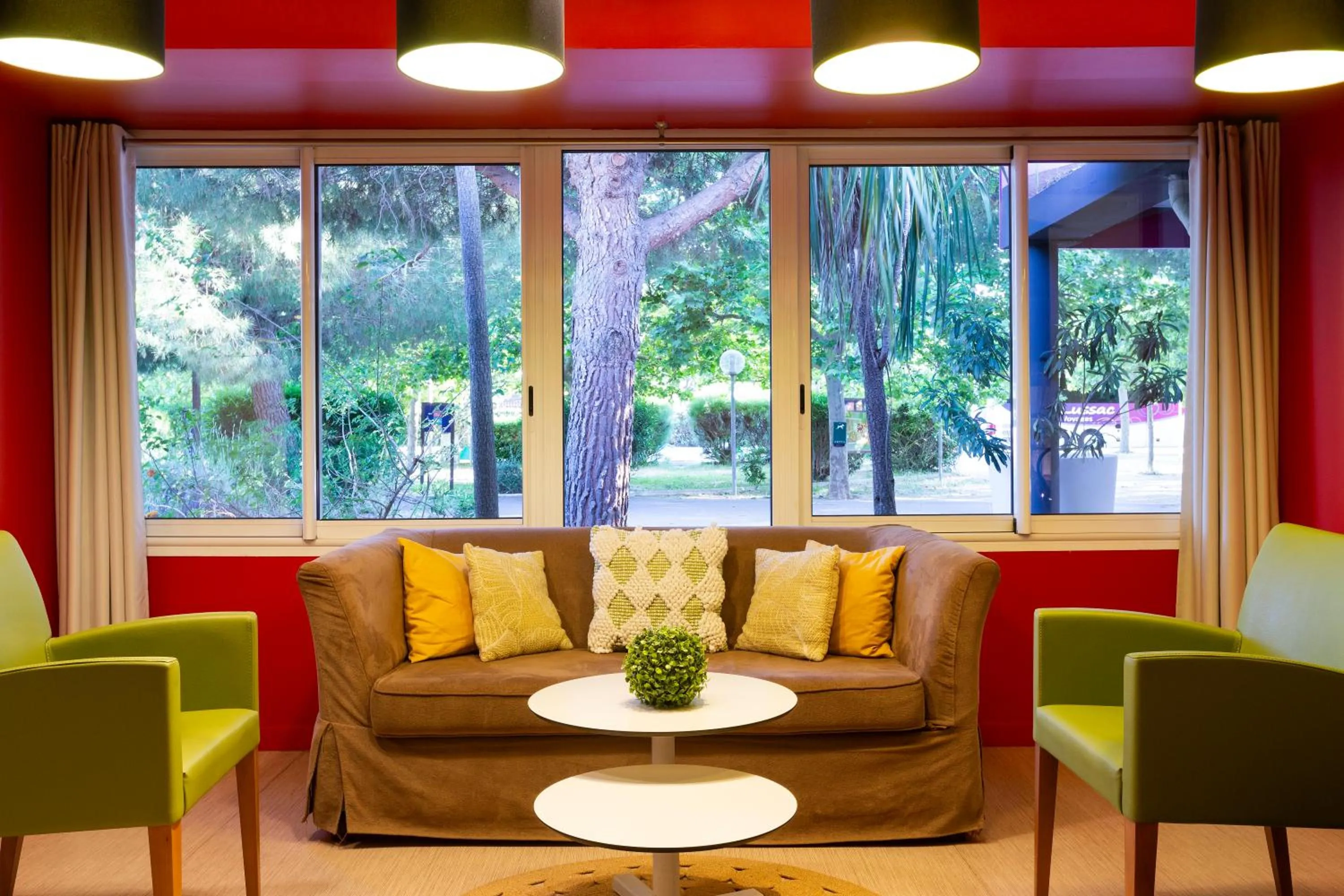 Seating area in SOWELL Family Cap d’Agde