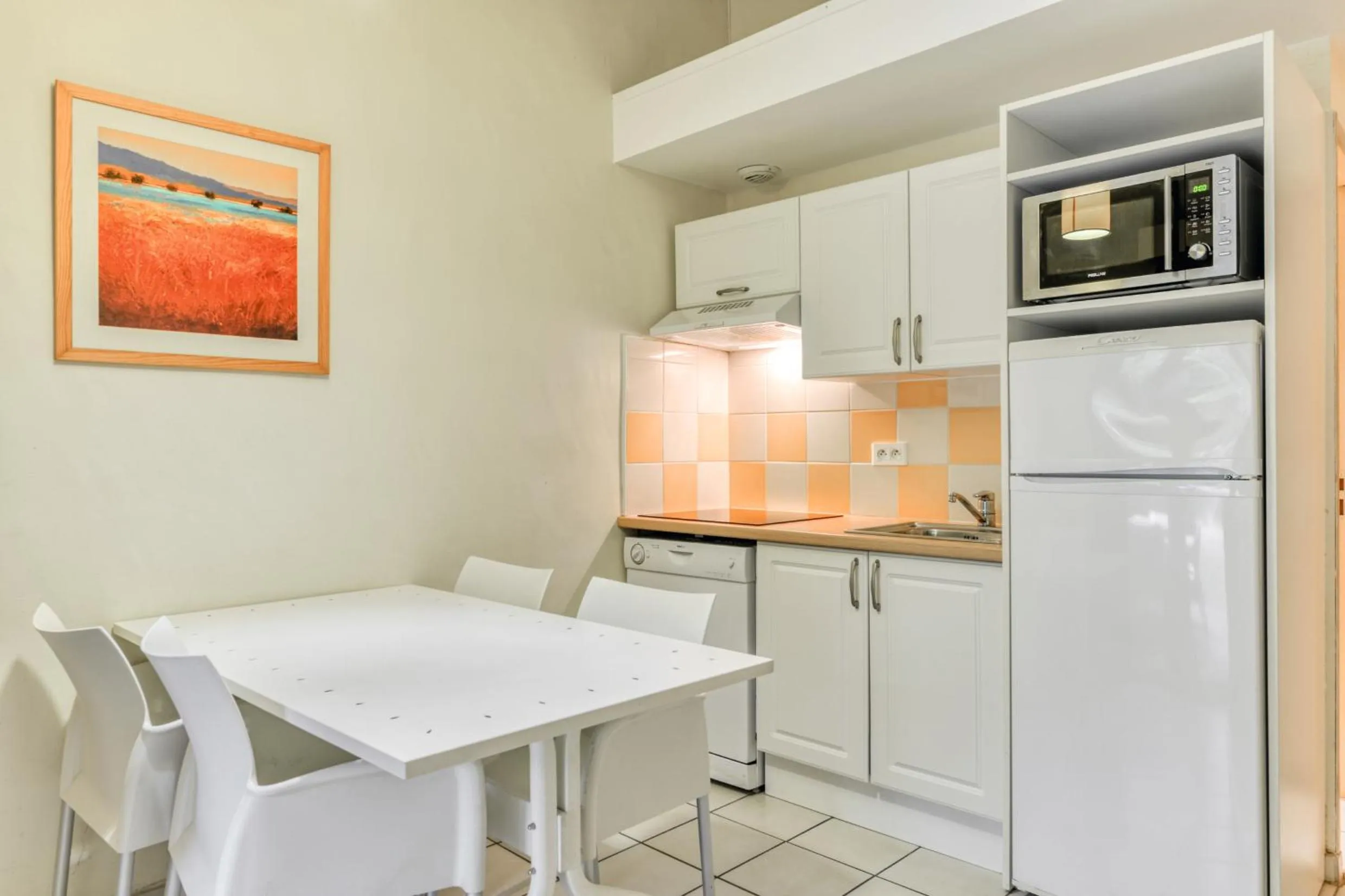 Bedroom in SOWELL RESIDENCES Les Lauriers Roses