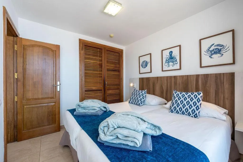 Photo of the whole room, Bed in Servatur JB - Adults Only