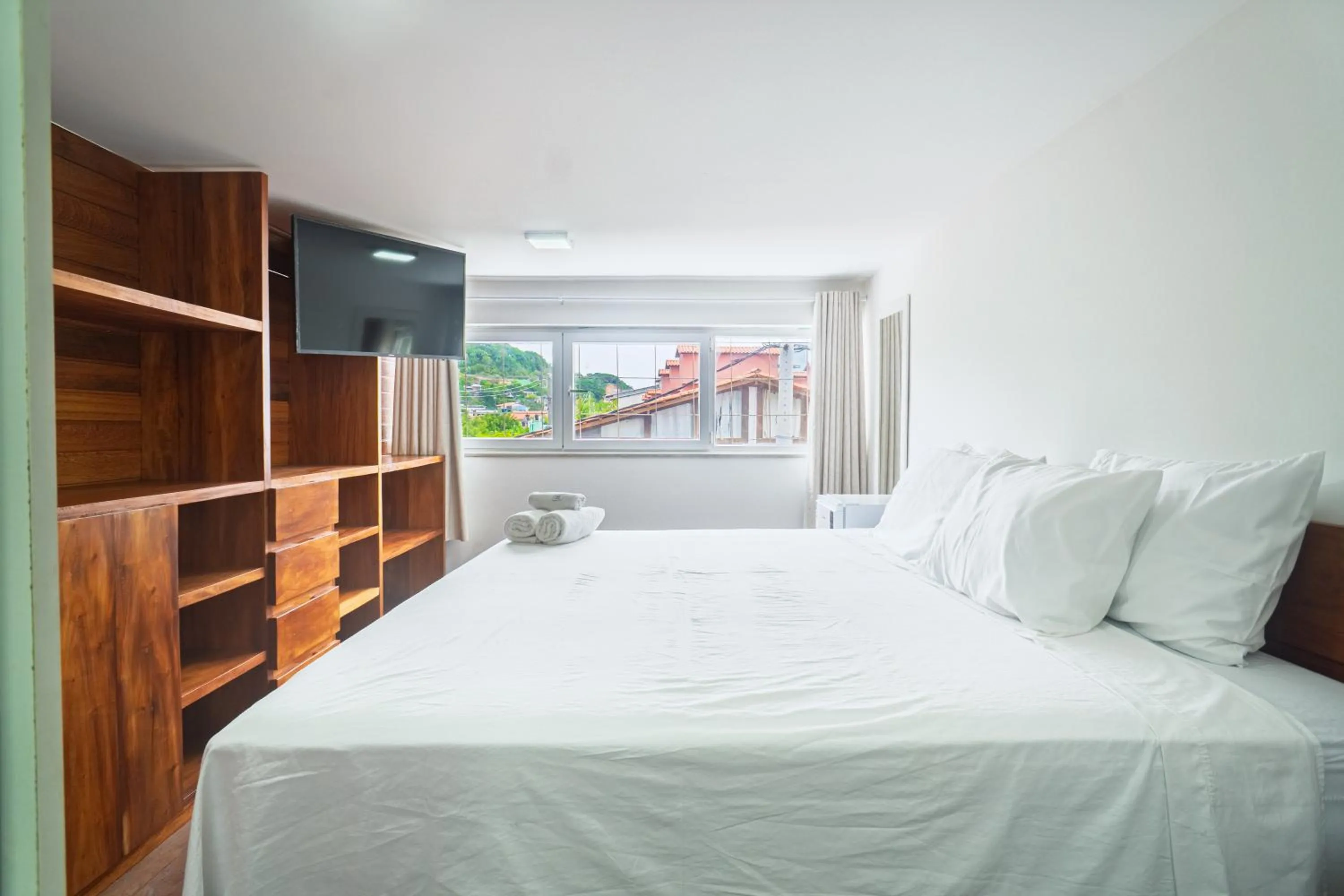 Photo of the whole room, Bed in Brisa do Mar Praia Hotel