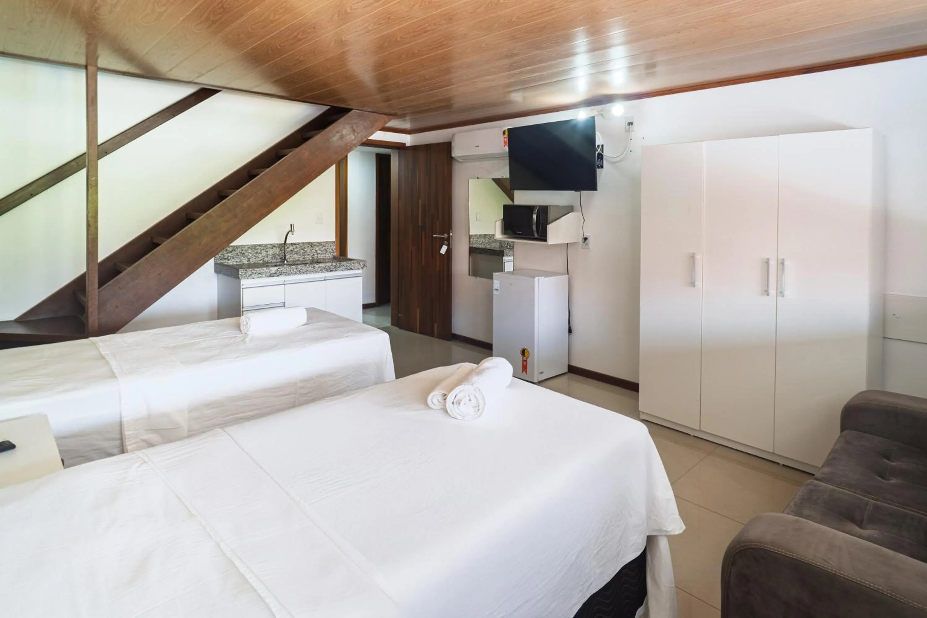 Photo of the whole room, Bed in Brisa do Mar Praia Hotel