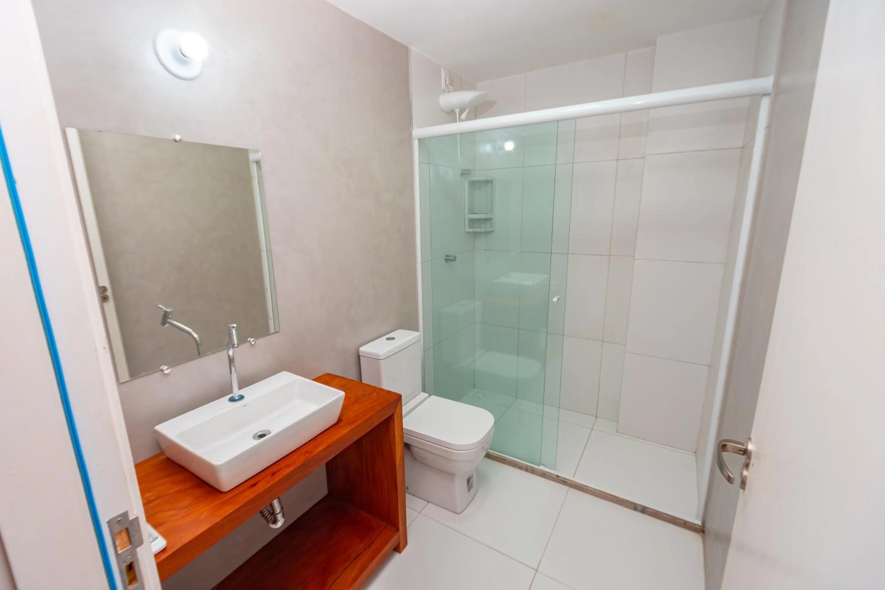 Bathroom in Brisa do Mar Praia Hotel