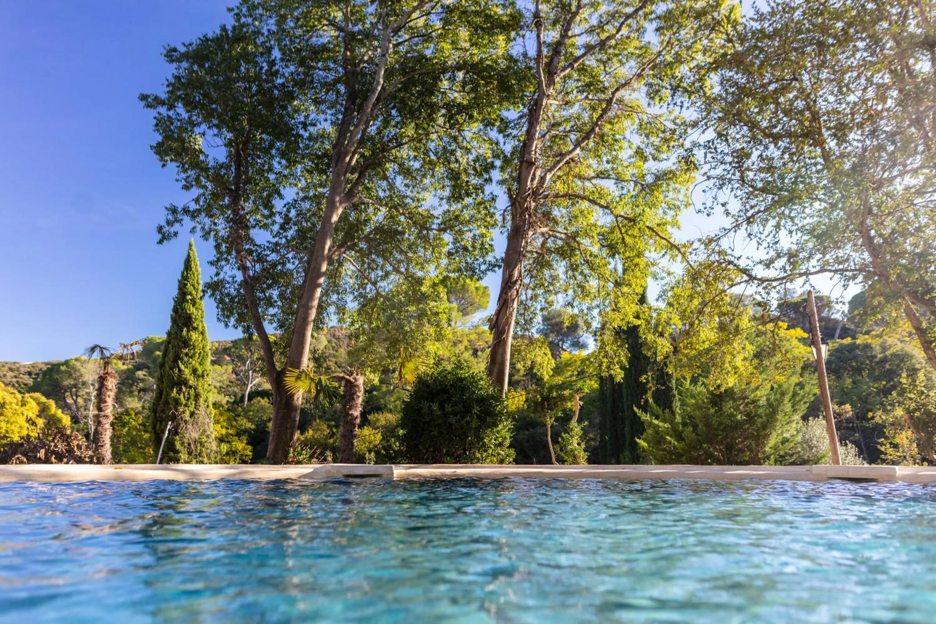 Nearby landmark in Château de Collias