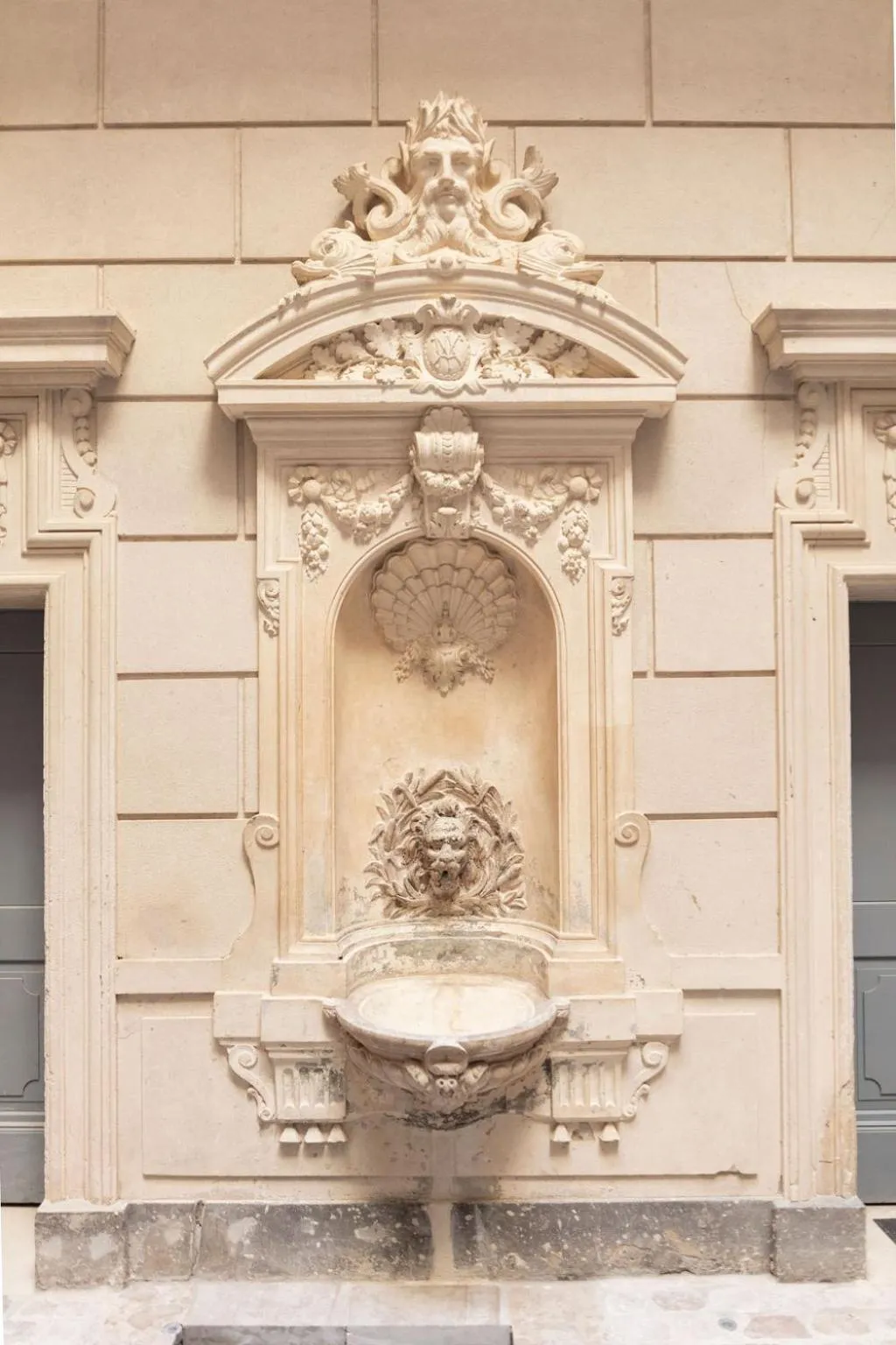 Property building in Château de Collias - Maison de Vacances