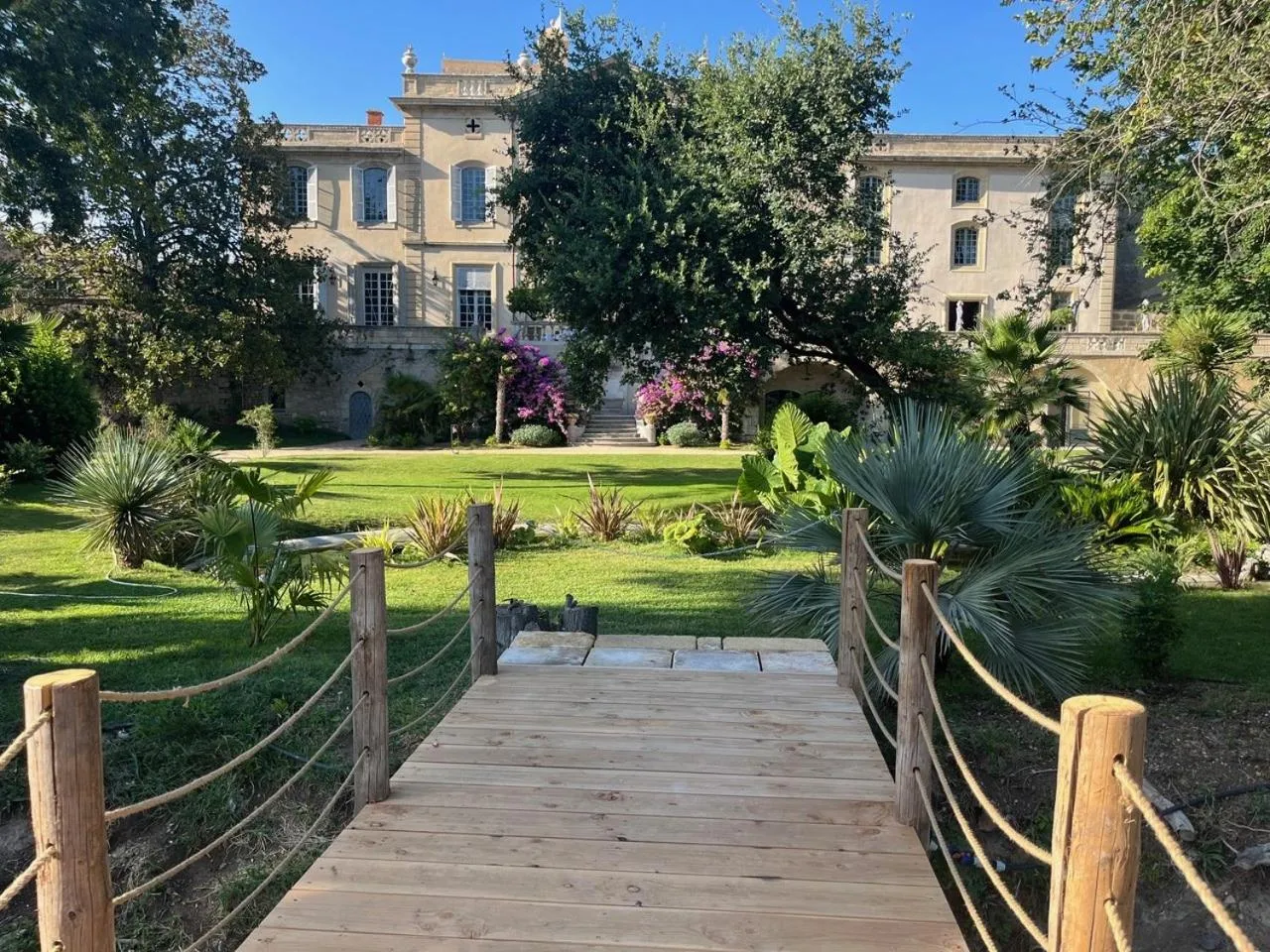 Garden in Château de Collias - Maison de Vacances