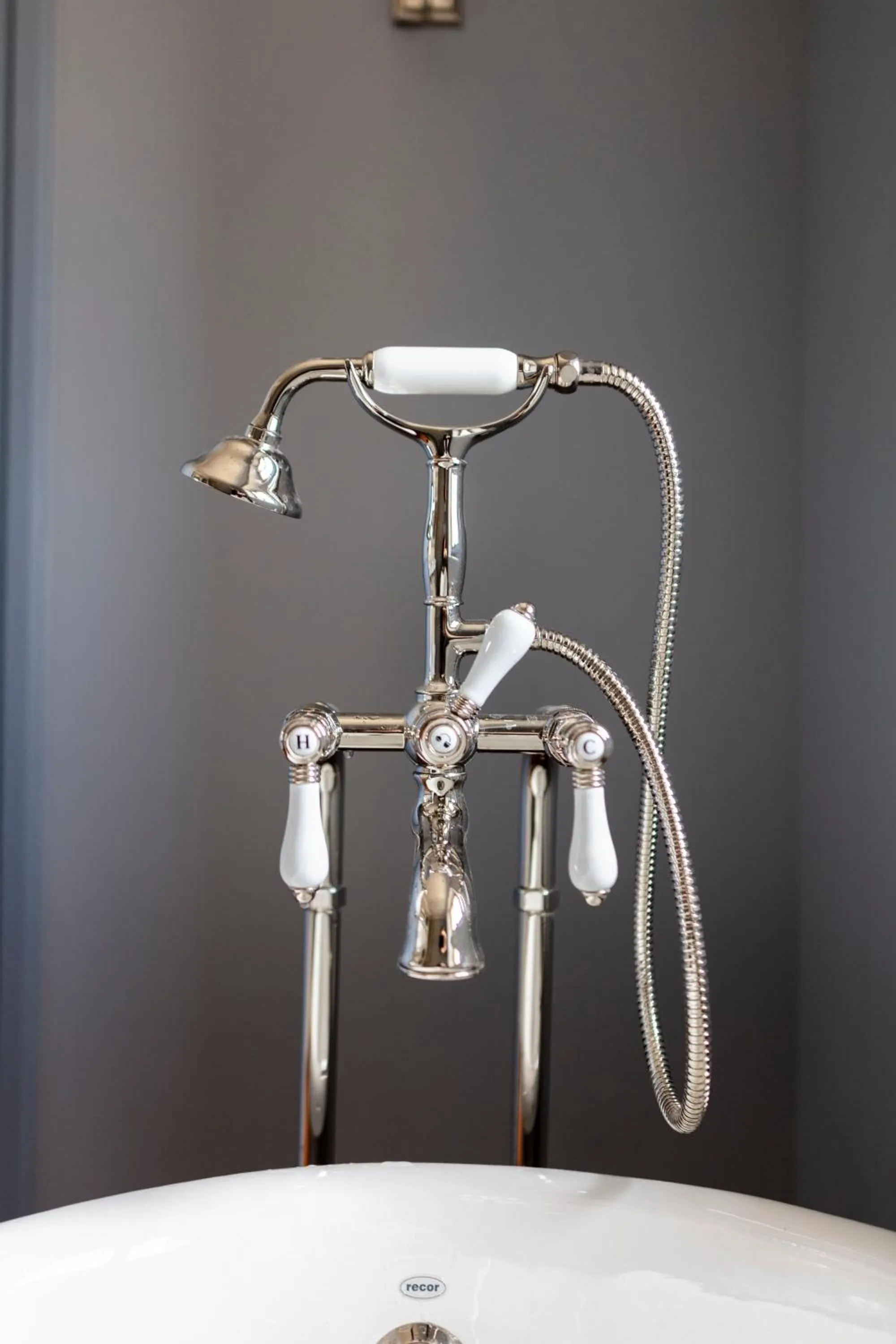 Bathroom in Château de Collias