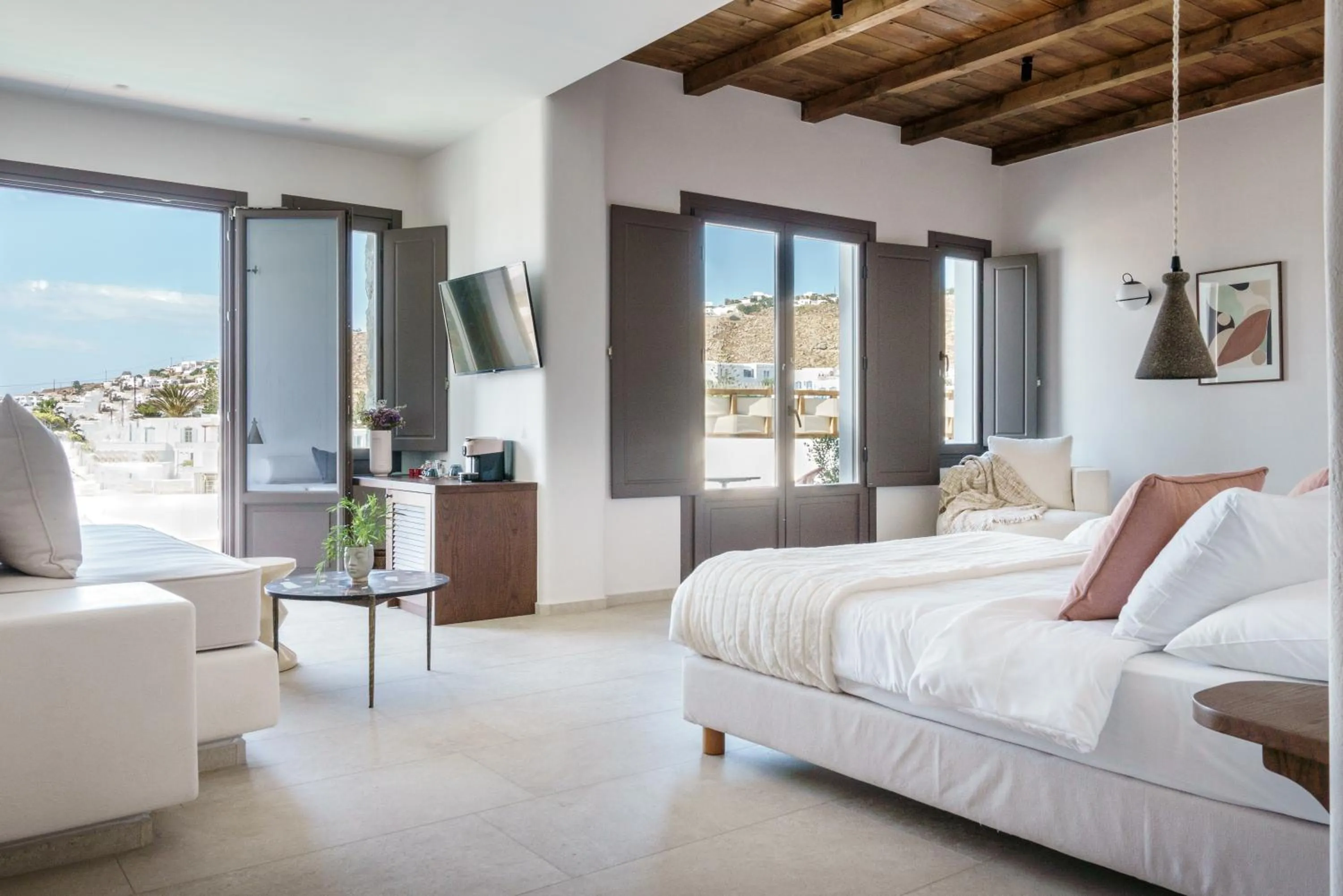 Bed in Pelican Bay Hotel