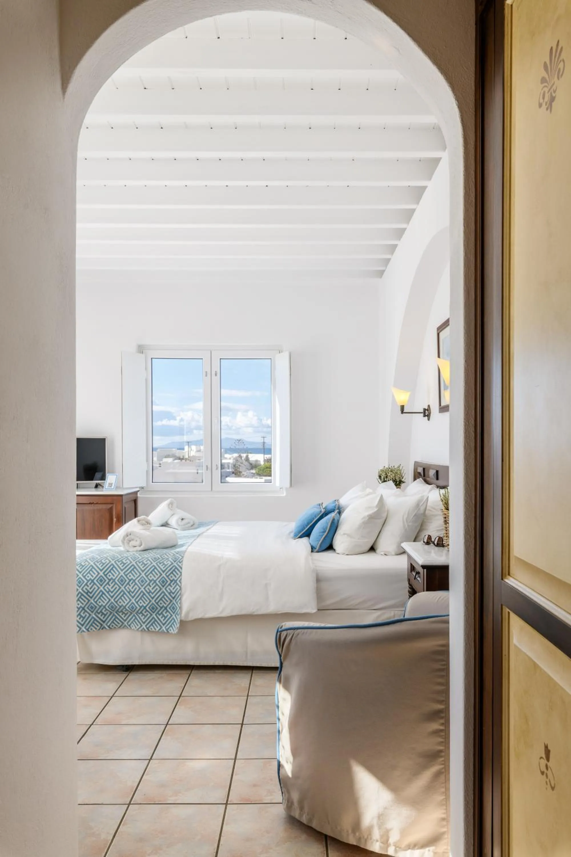 Bed in Pelican Bay Hotel