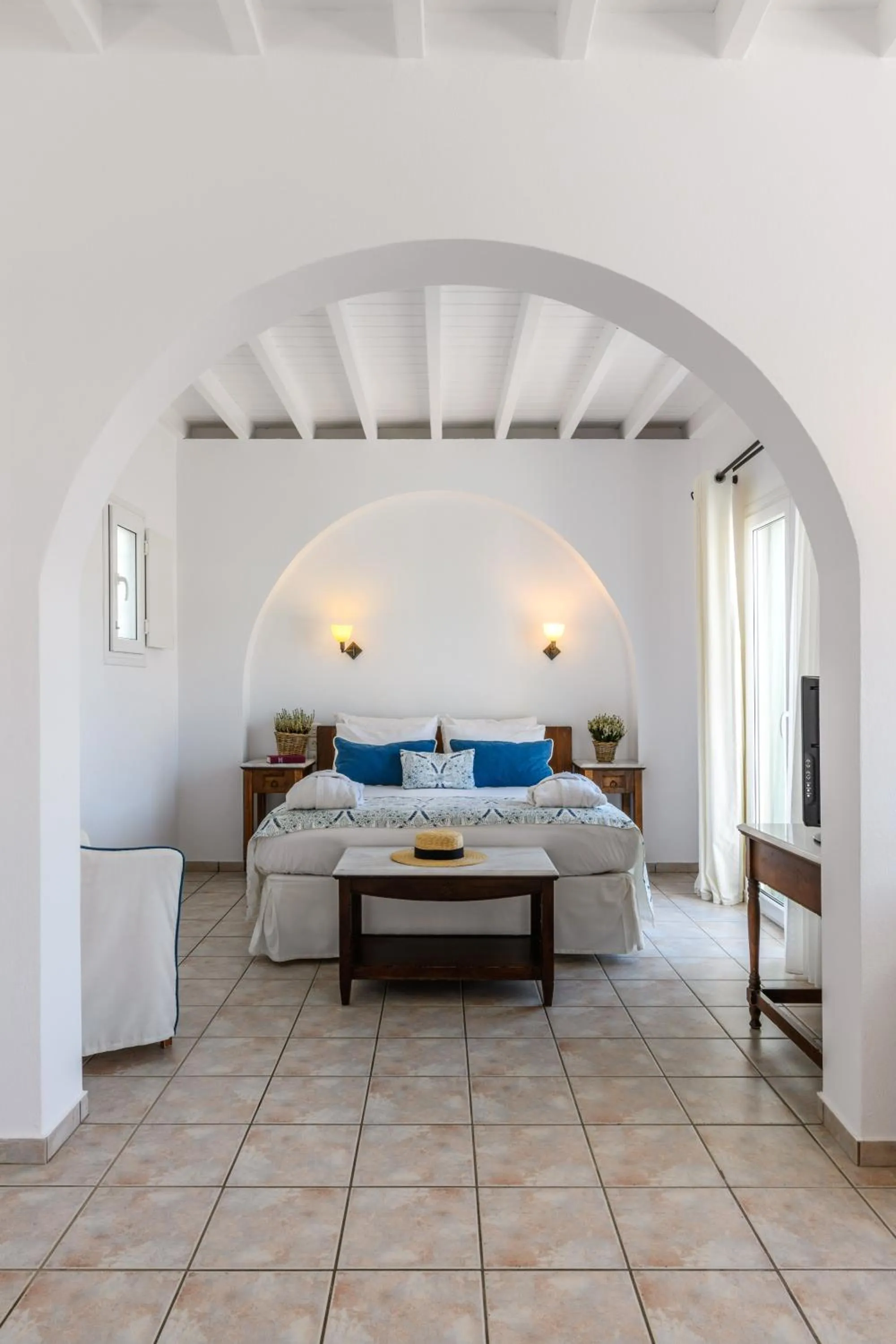 Bed in Pelican Bay Hotel