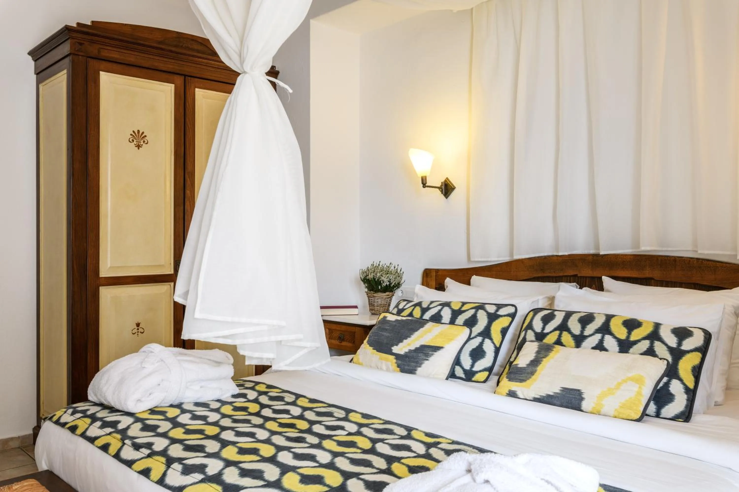 Bed in Pelican Bay Hotel