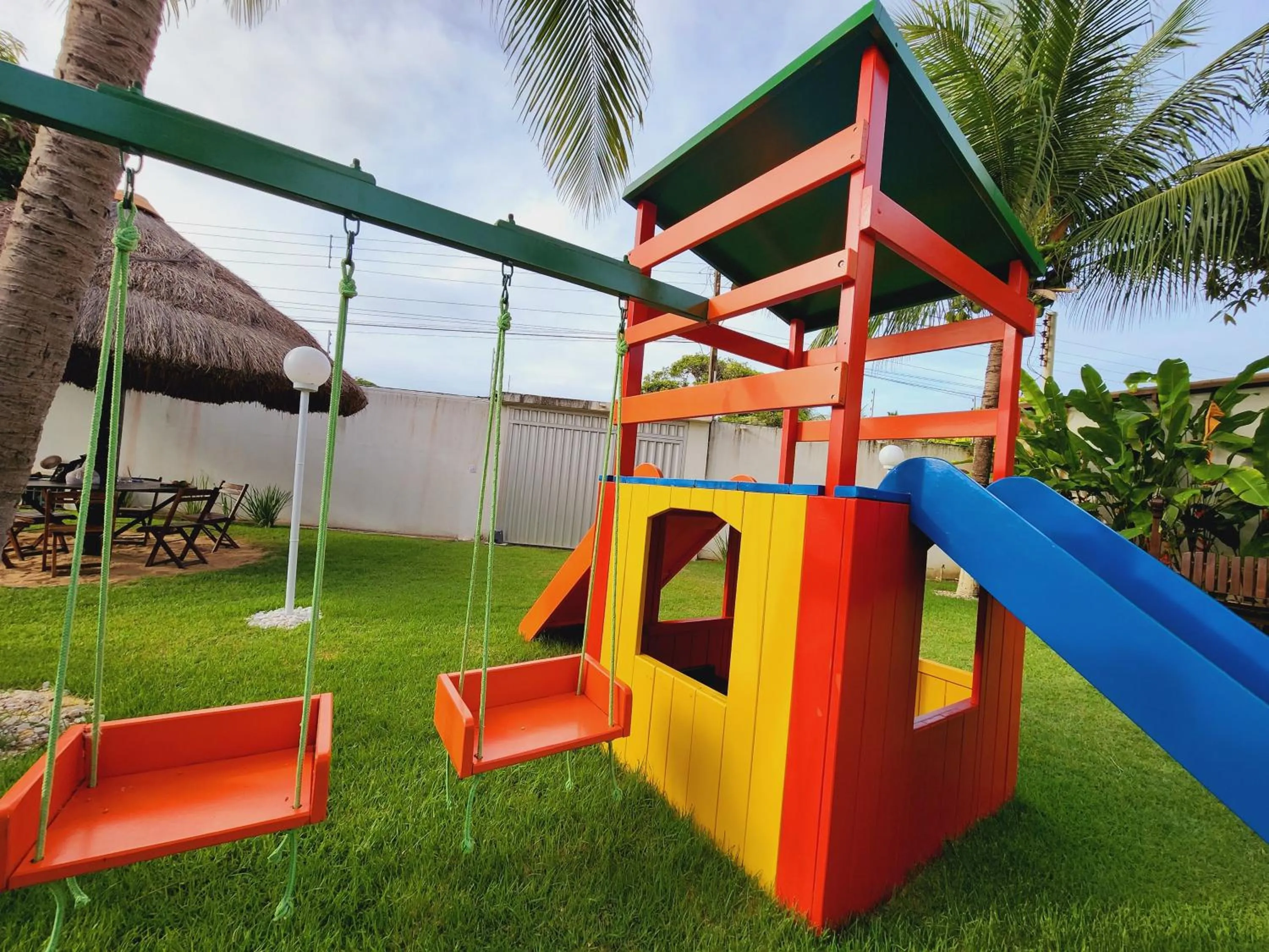 Children play ground in Manaí Pousada & Beach Club
