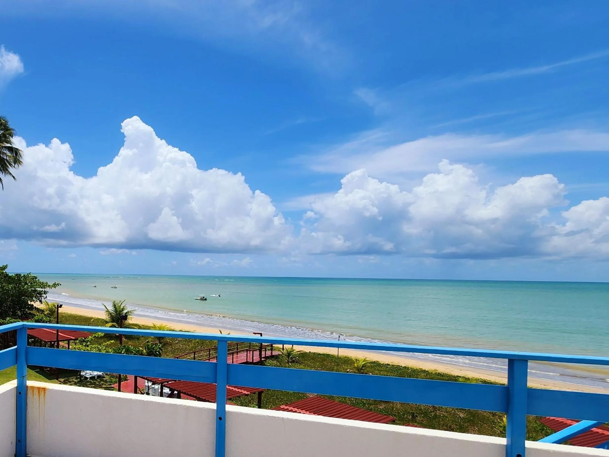 Day in Manaí Pousada & Beach Club