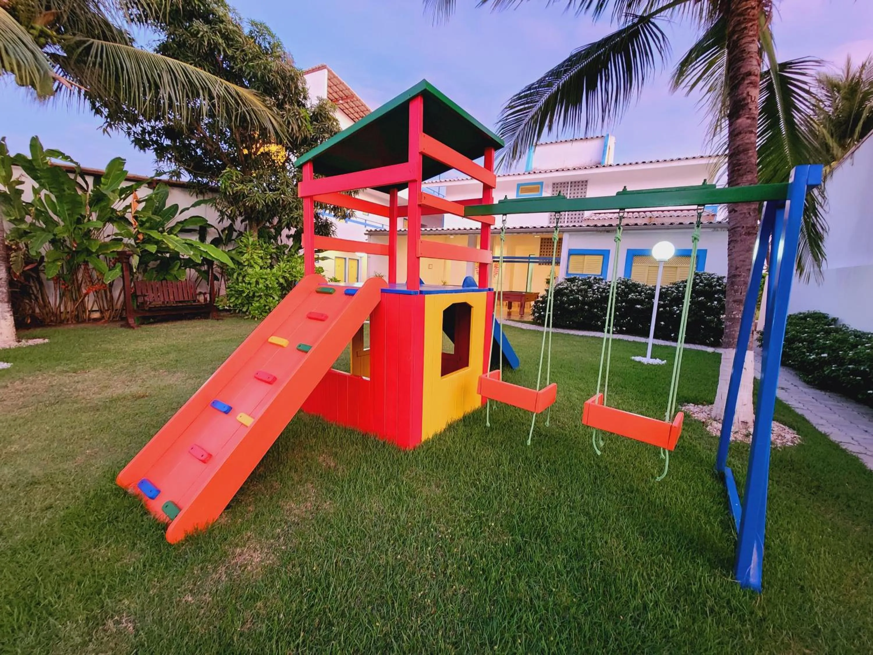 Children play ground in Manaí Pousada & Beach Club