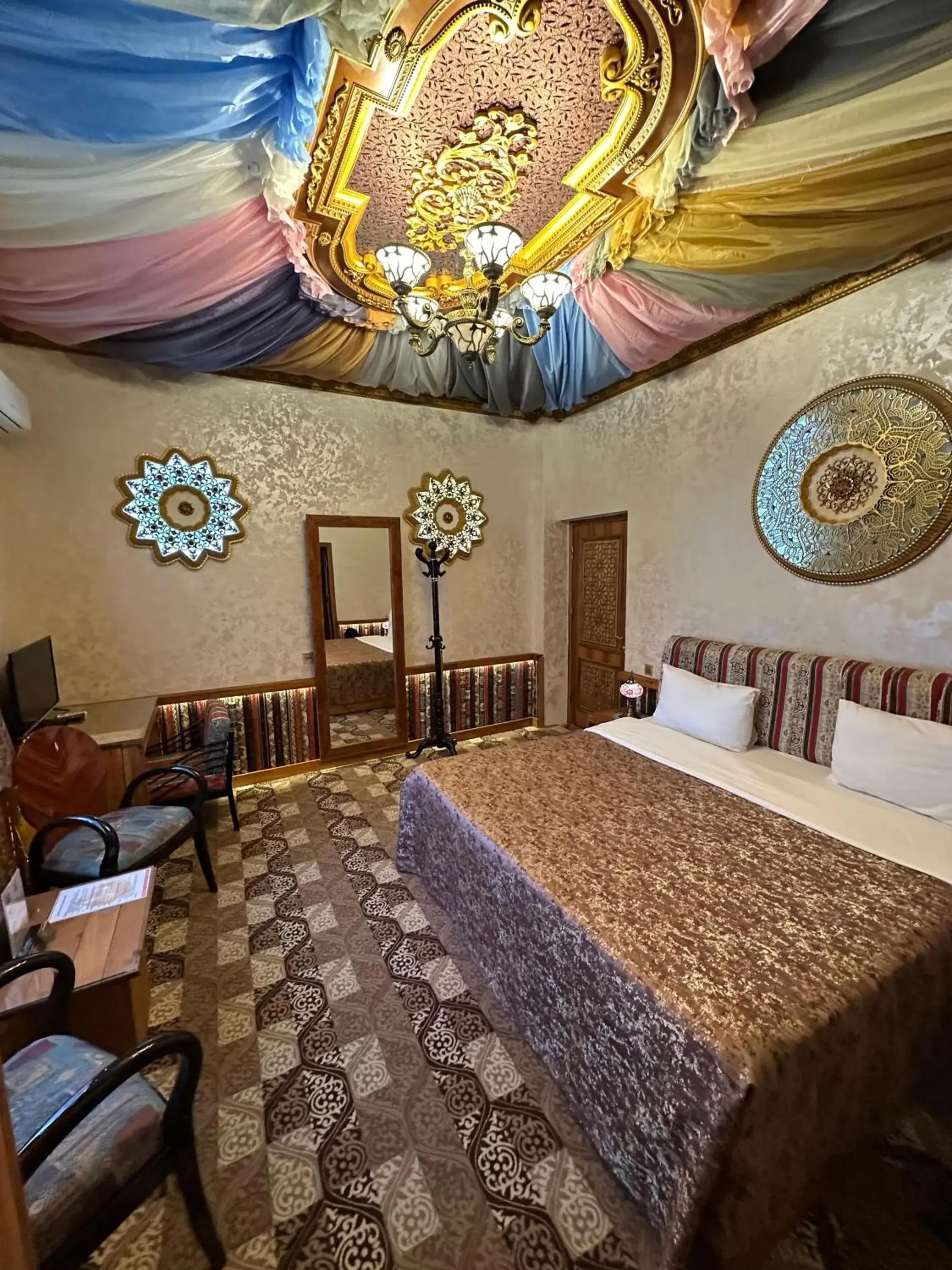 Superior Queen Room in Qiz Galasi Hotel Baku Superior Queen Room in Qiz Galasi Hotel Baku