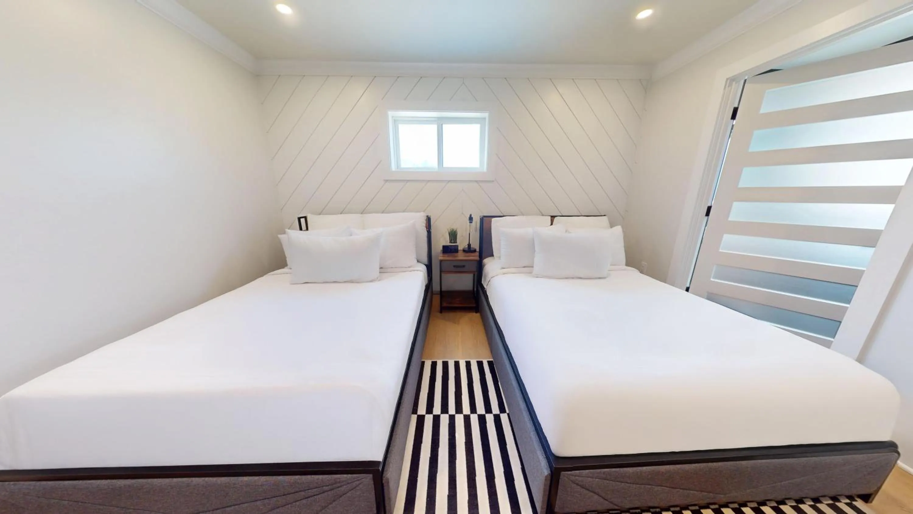 Bed in The Surf Club