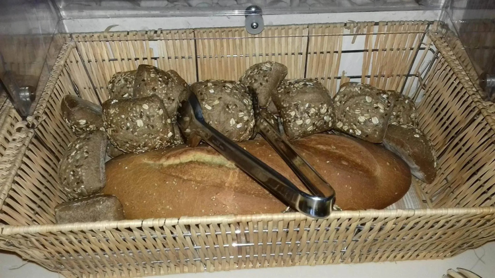 Breakfast in Zoes Hotel & Suites