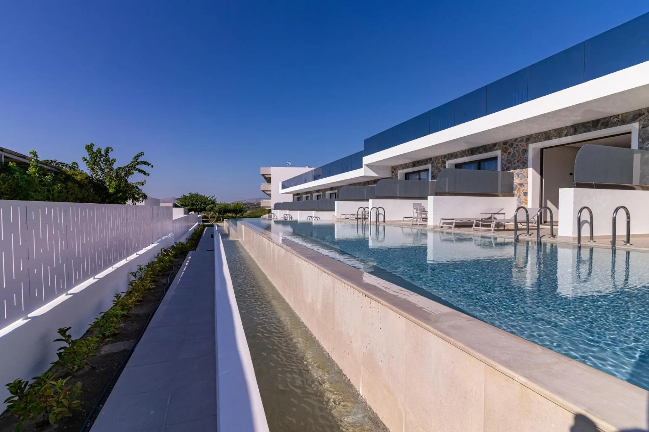 Balcony/Terrace in Zoes Hotel & Suites