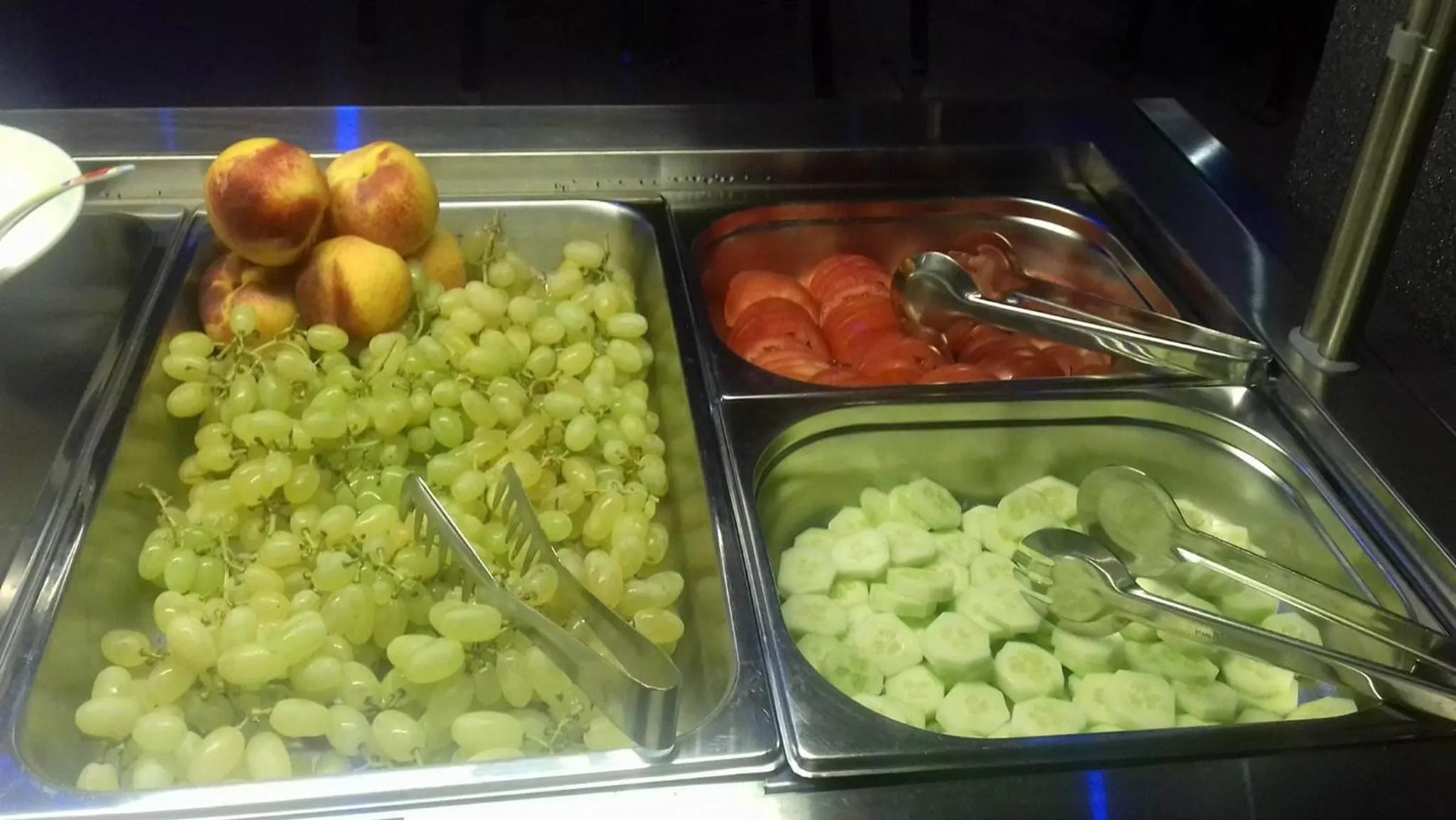 Breakfast in Zoes Hotel & Suites