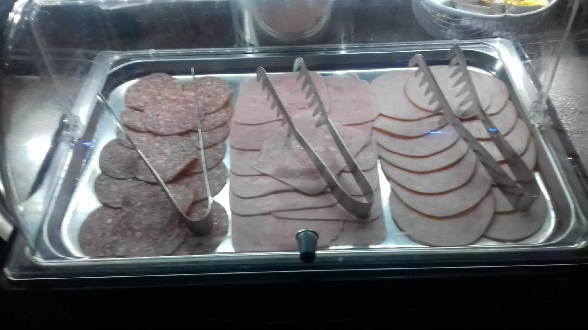 Breakfast in Zoes Hotel & Suites