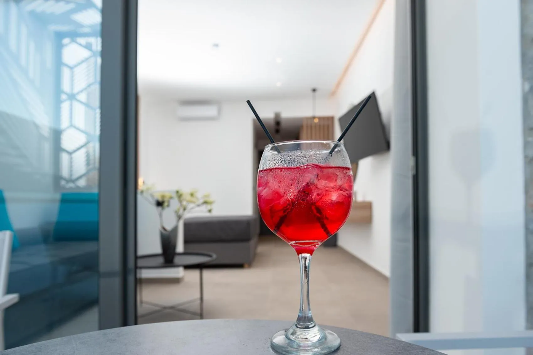 Balcony/Terrace in Zoes Hotel & Suites