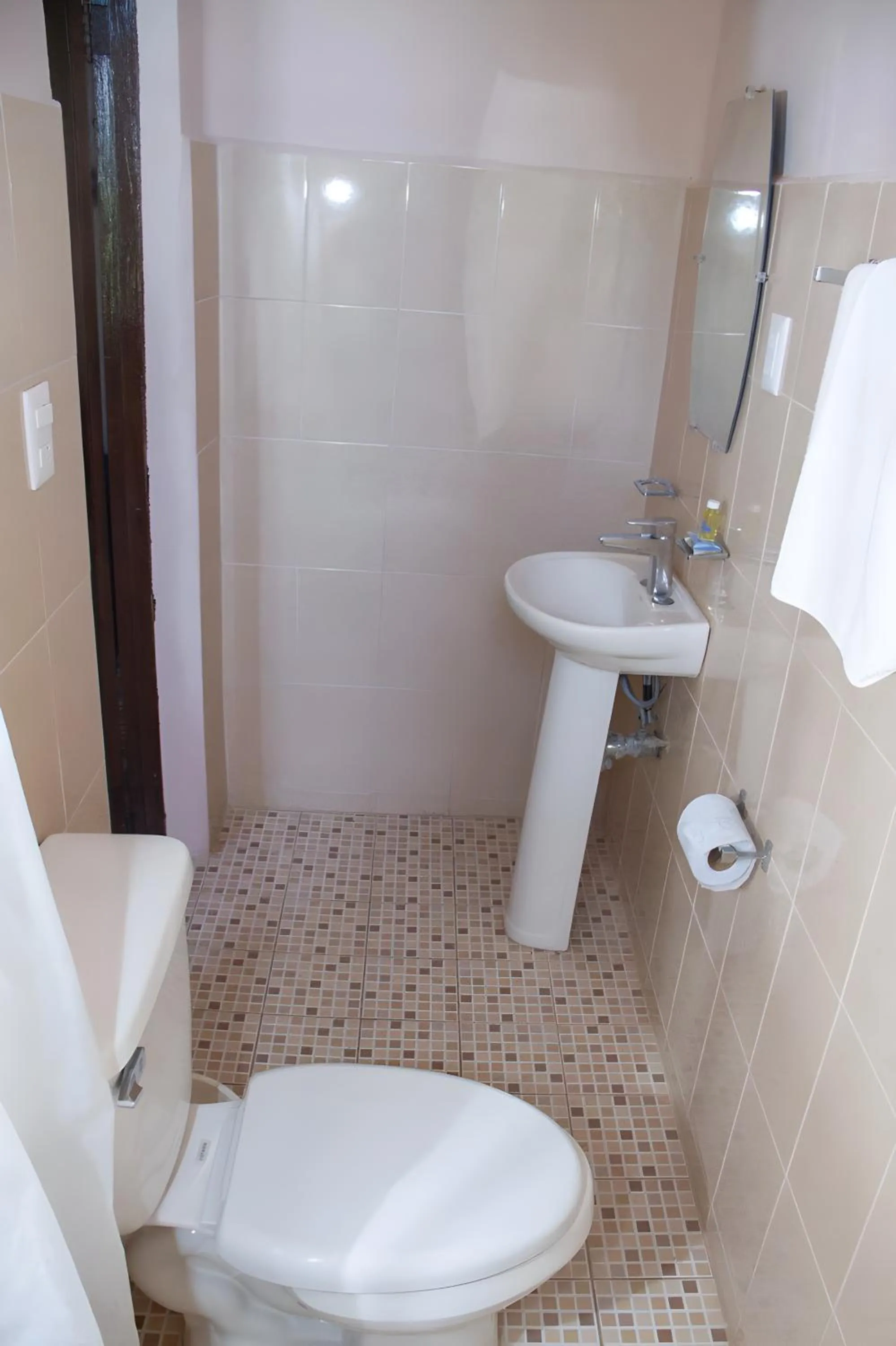 Bathroom in Hotel Cortaza Galería