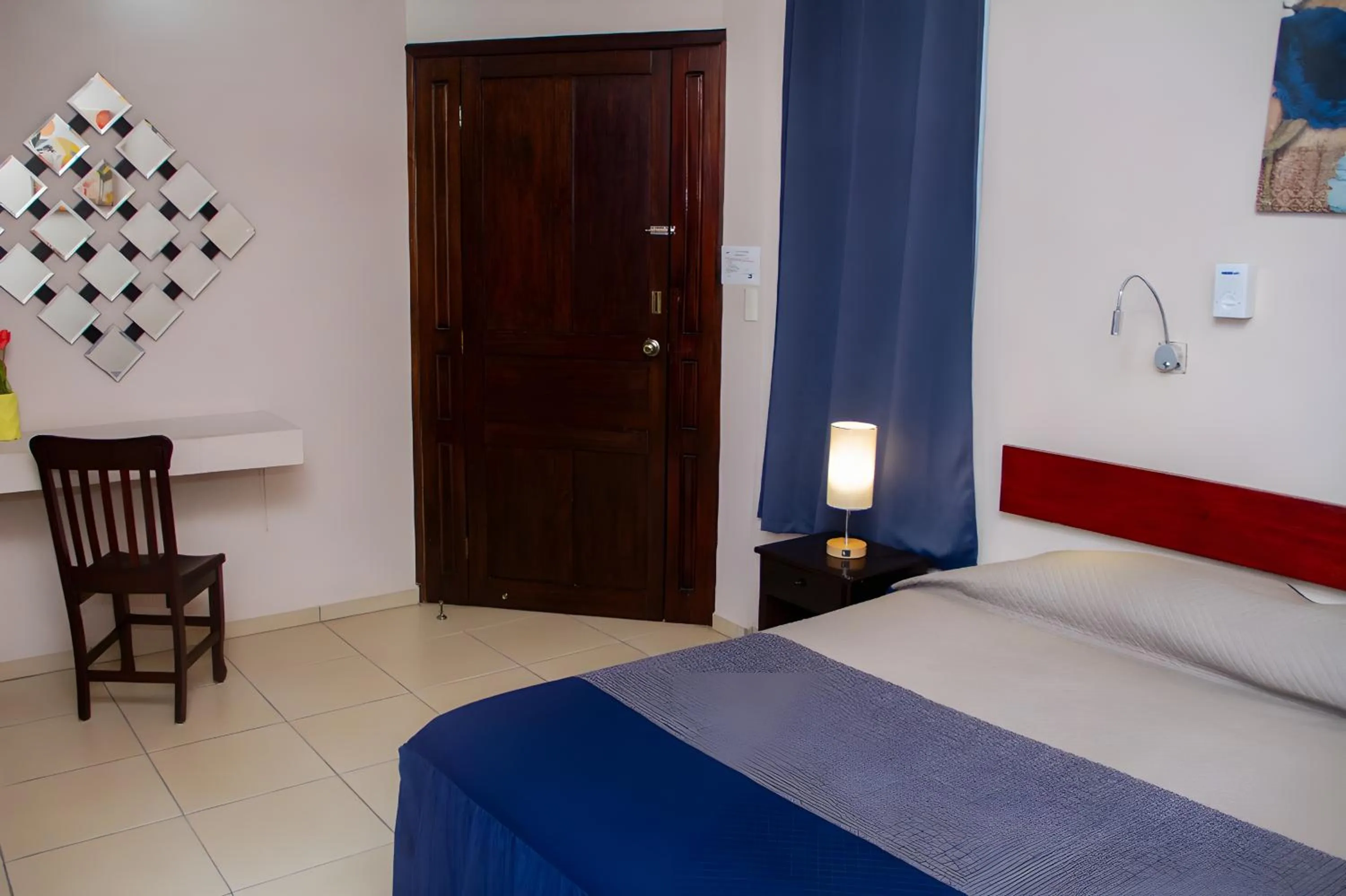 Bedroom, Bed in Hotel Cortaza Galería